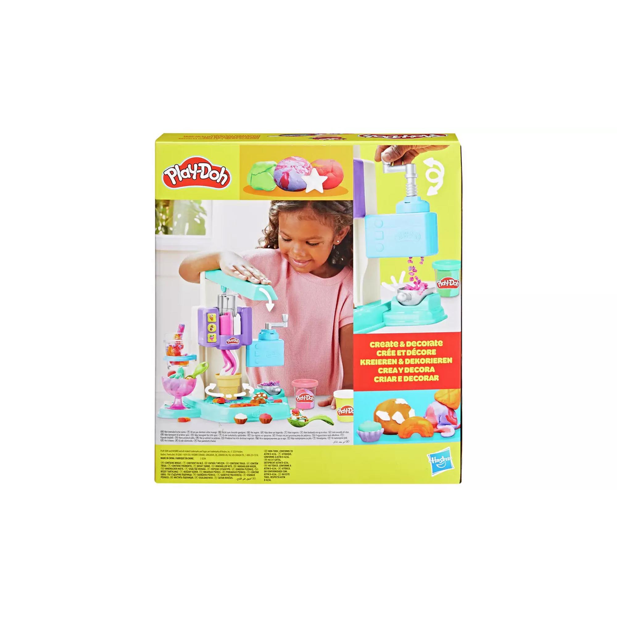 Play-Doh Rainbow Ice Cream Playset thumbnail 3
