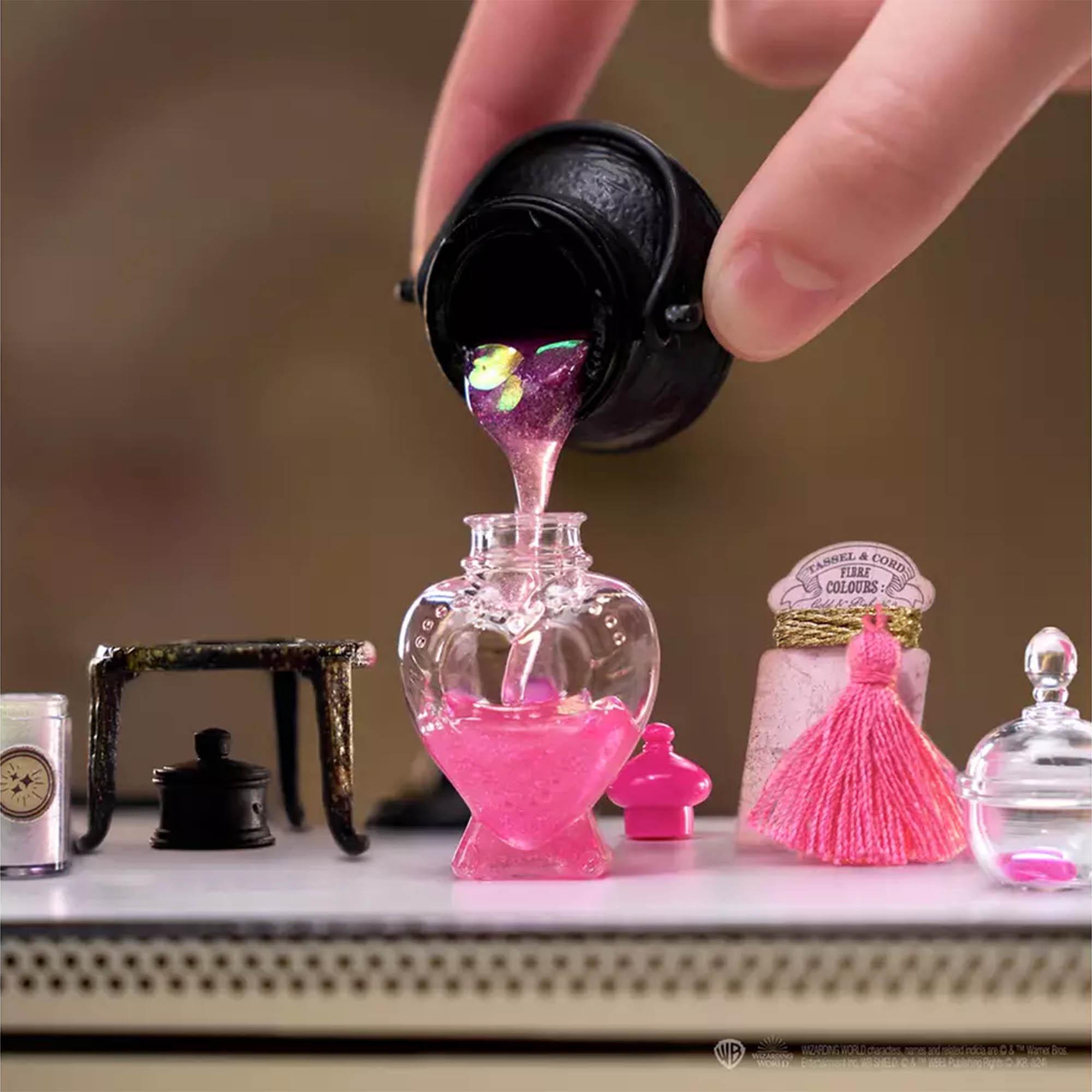 MGA Miniverse Harry Potter DIY Make It Mini Potions thumbnail 3