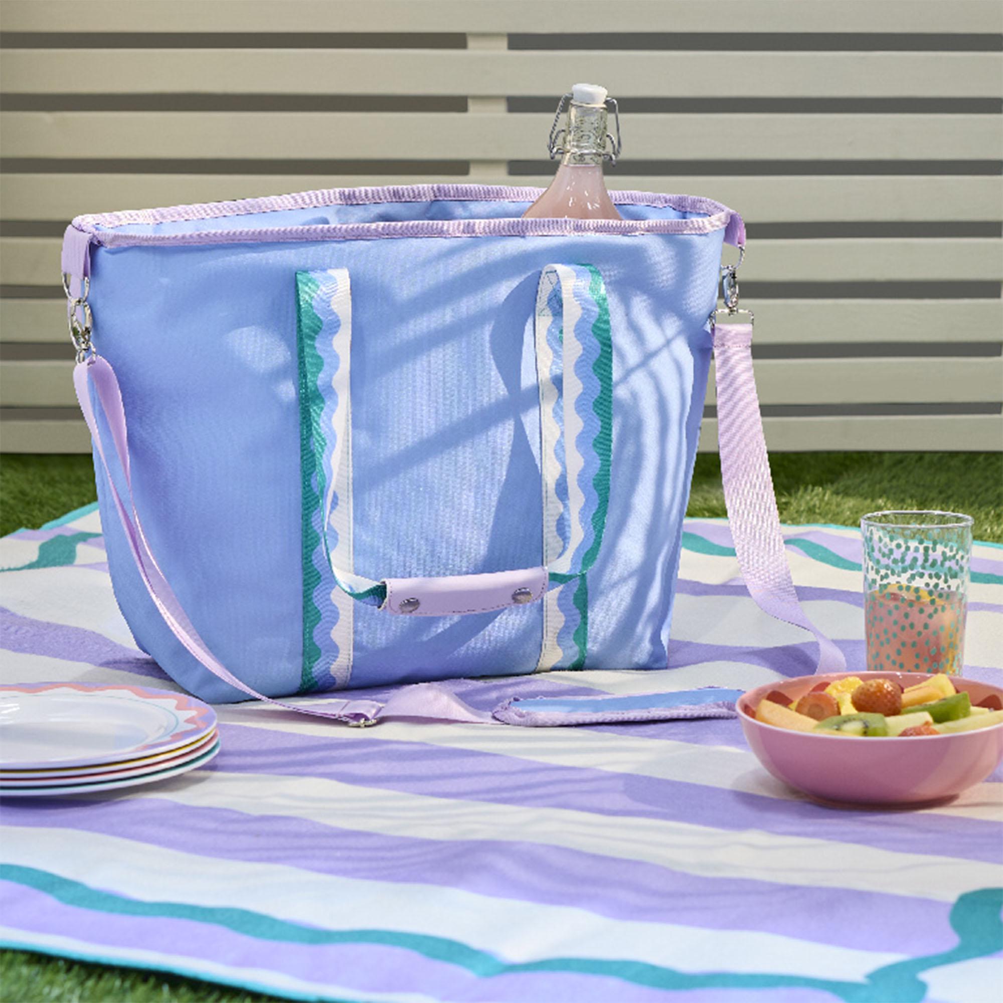 Sainsbury's Home Scandi Wiggle Picnic Cool Bag thumbnail 3