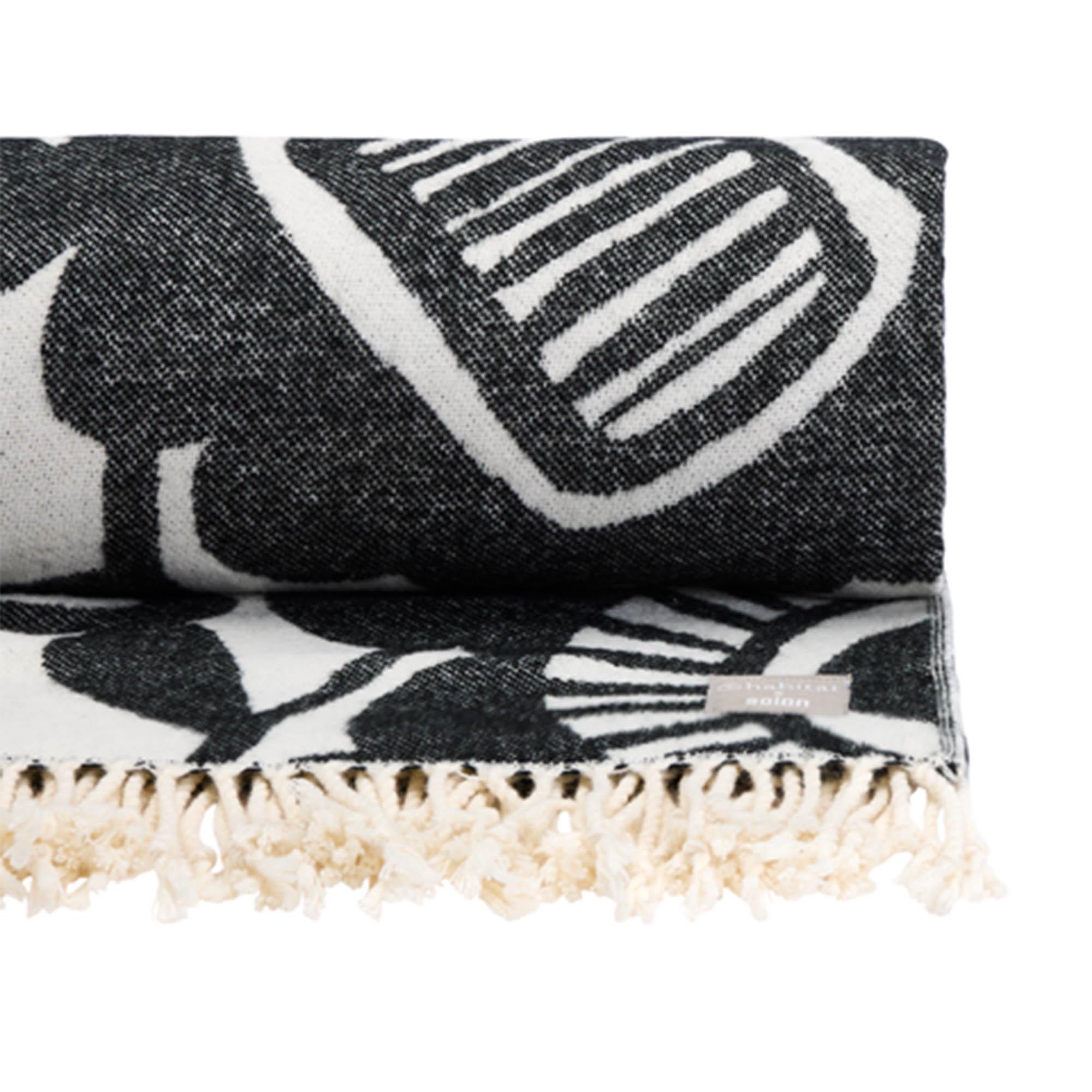 Habitat x Scion Scandi Kukia Throw - 150x200 thumbnail 4