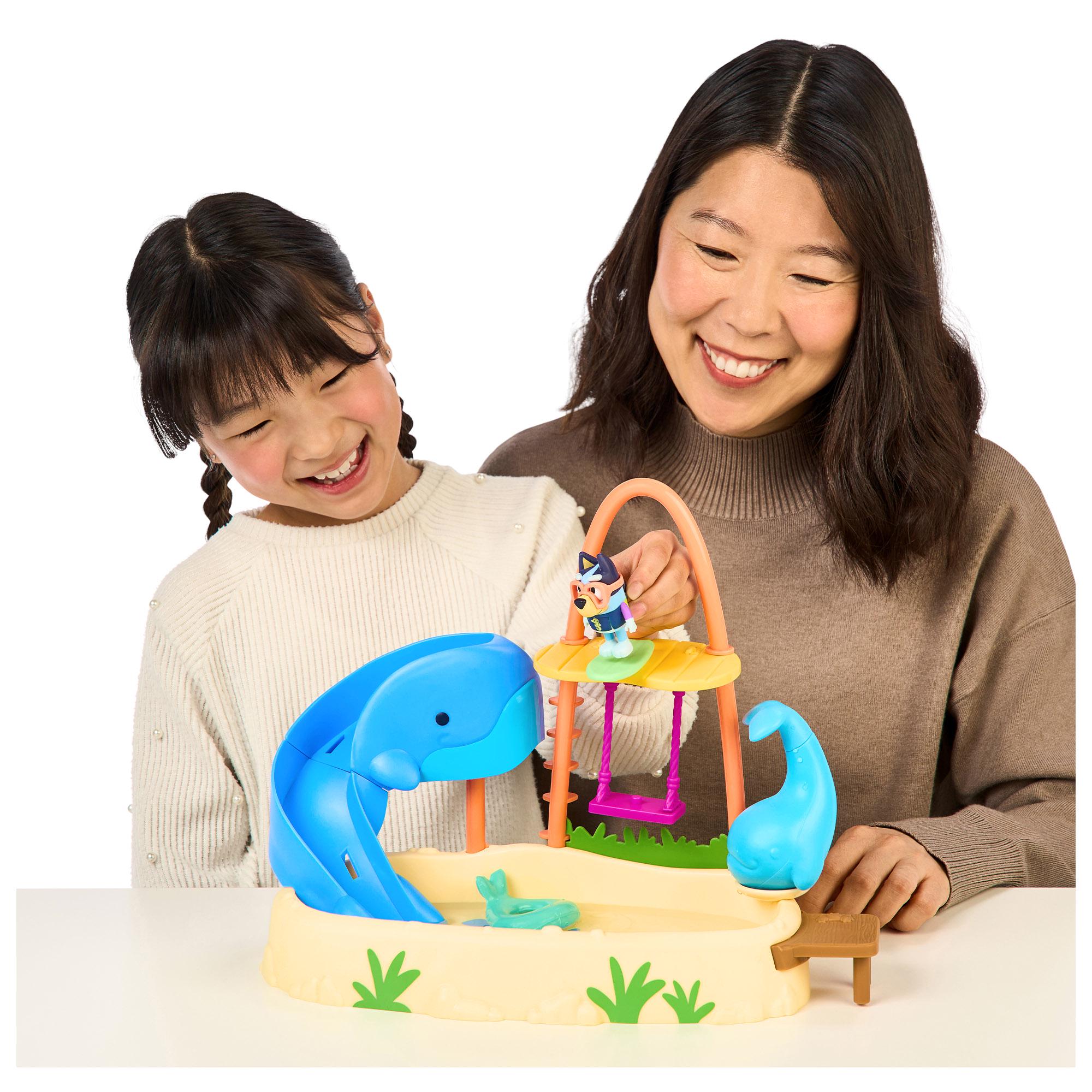 Bluey Whale Water Park Playset thumbnail 5