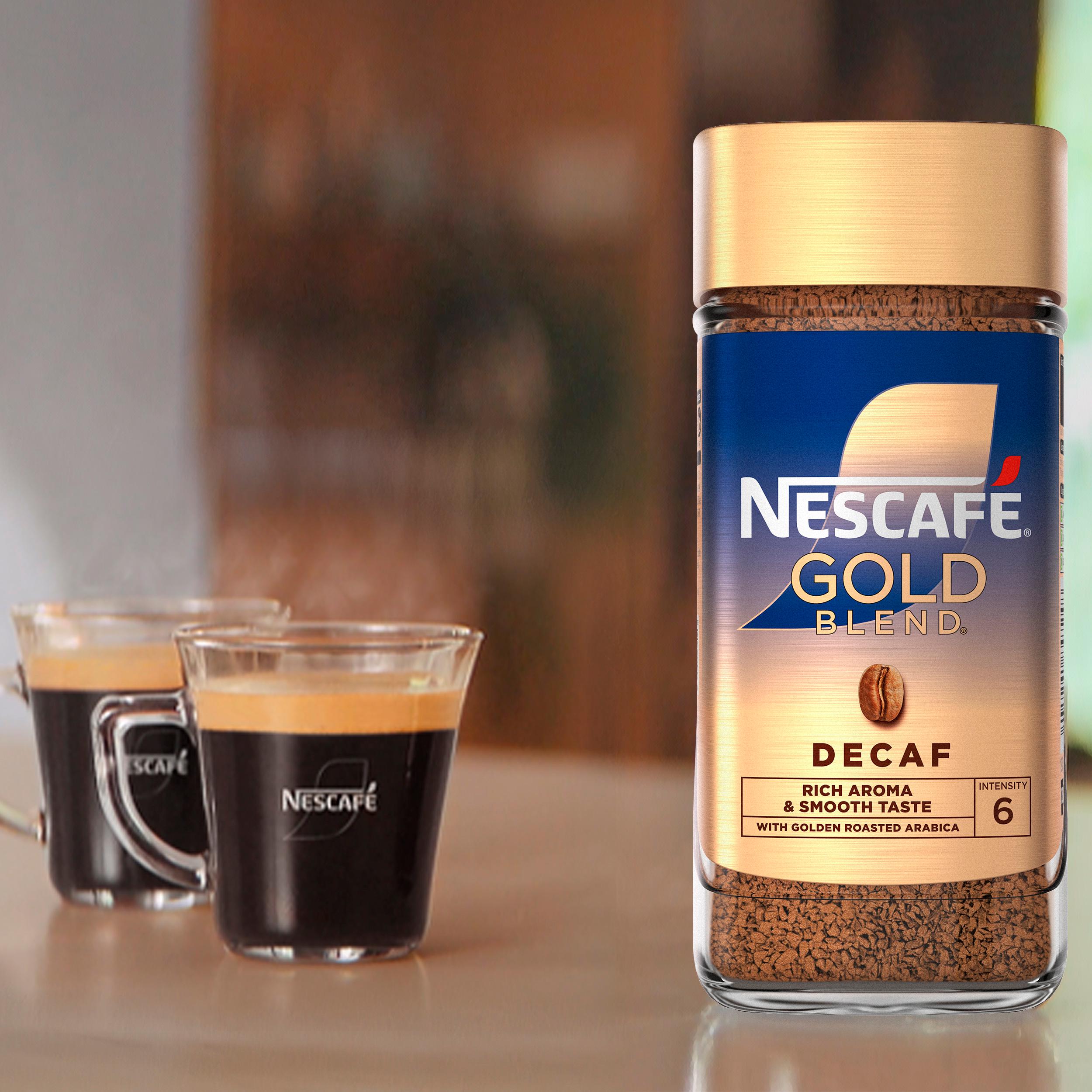 Nescafe Gold Blend Decaf Instant Coffee 190g thumbnail 2