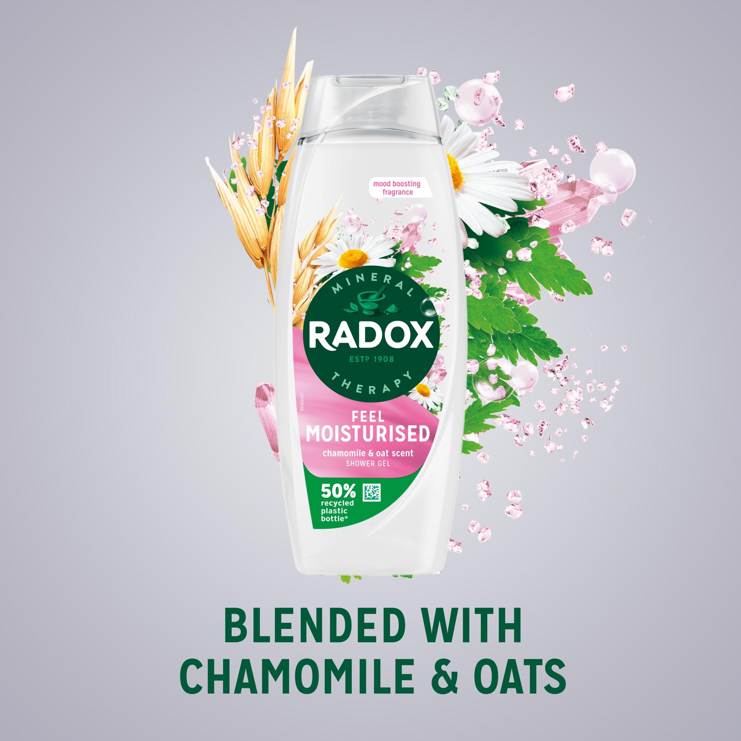 Radox Feel Moisturised Shower Gel Chamomile & Oat Body Wash 450ml thumbnail 2