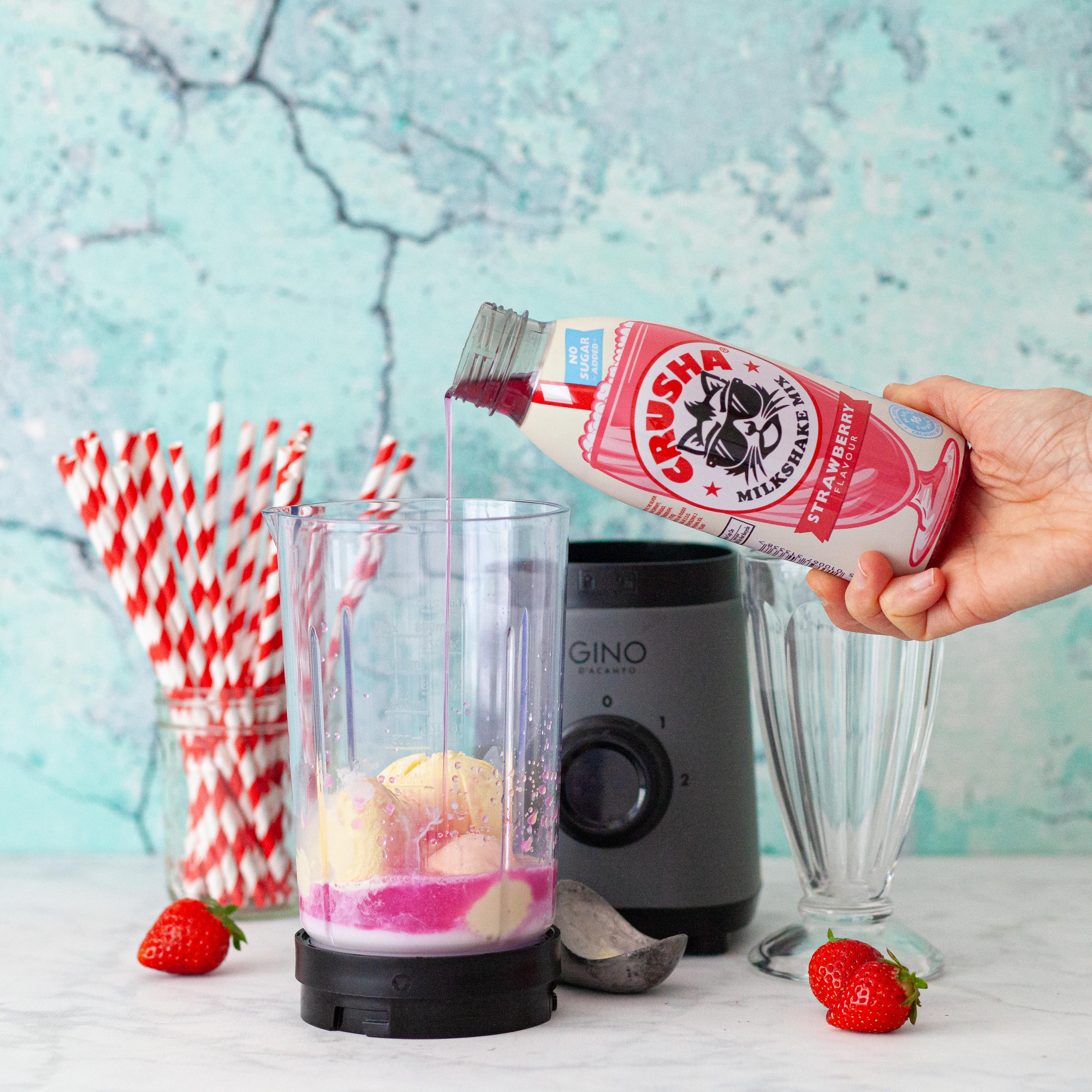 Crusha Strawberry Flavour No Added Sugar Milkshake Mix 500ml thumbnail 2