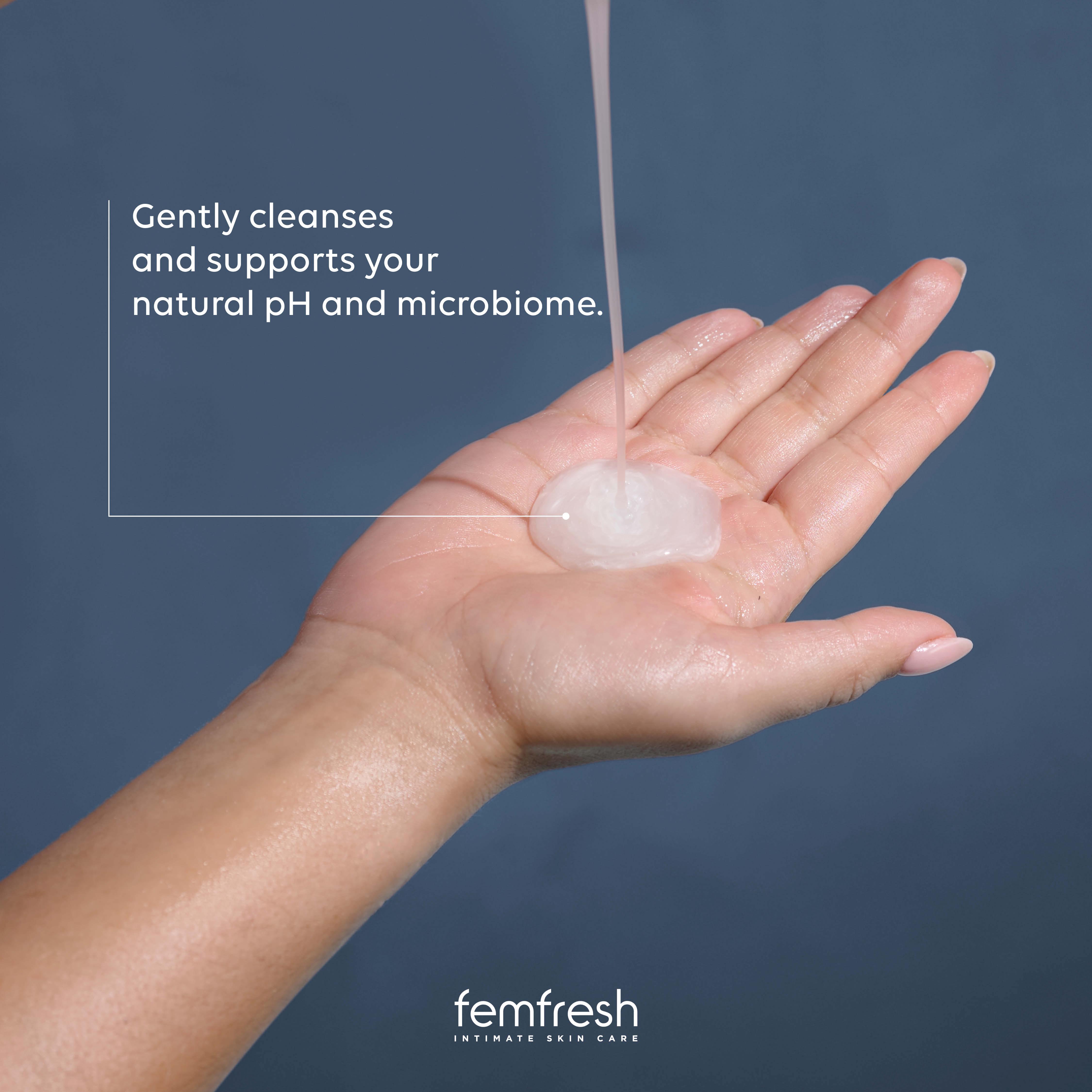Femfresh Silvercare Deodorising Wash 250ml thumbnail 6