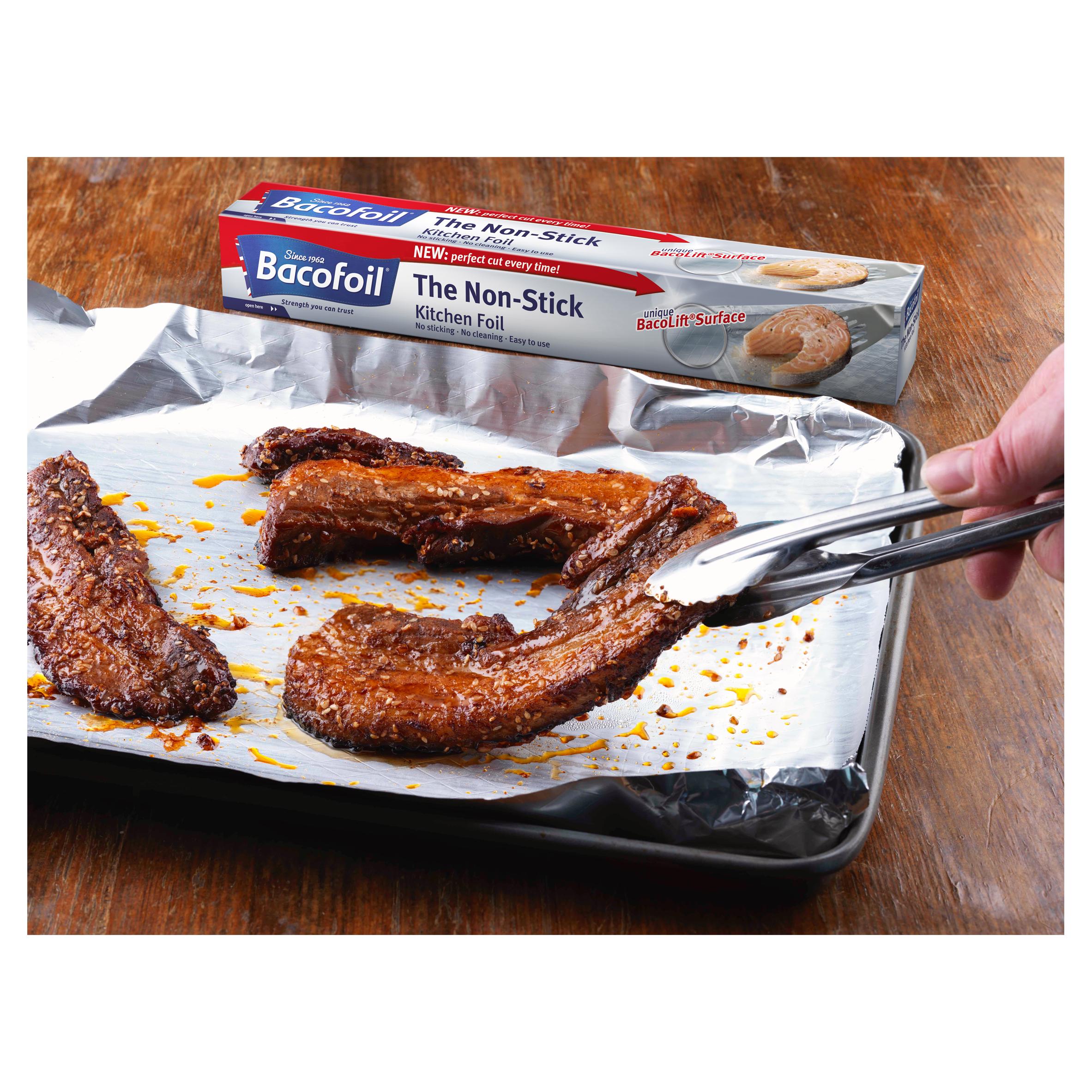 Bacofoil 30cm x 20m Non Stick Bacolift Surface & Easy Cut System Kitchen Foil thumbnail 5