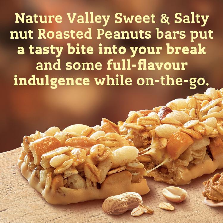 Nature Valley Sweet & Salty Roasted Peanut Cereal Bars 4x40g thumbnail 3