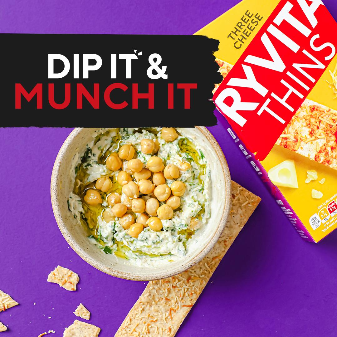 Ryvita Thins Three Cheese Flatbread Crackers 125g thumbnail 4