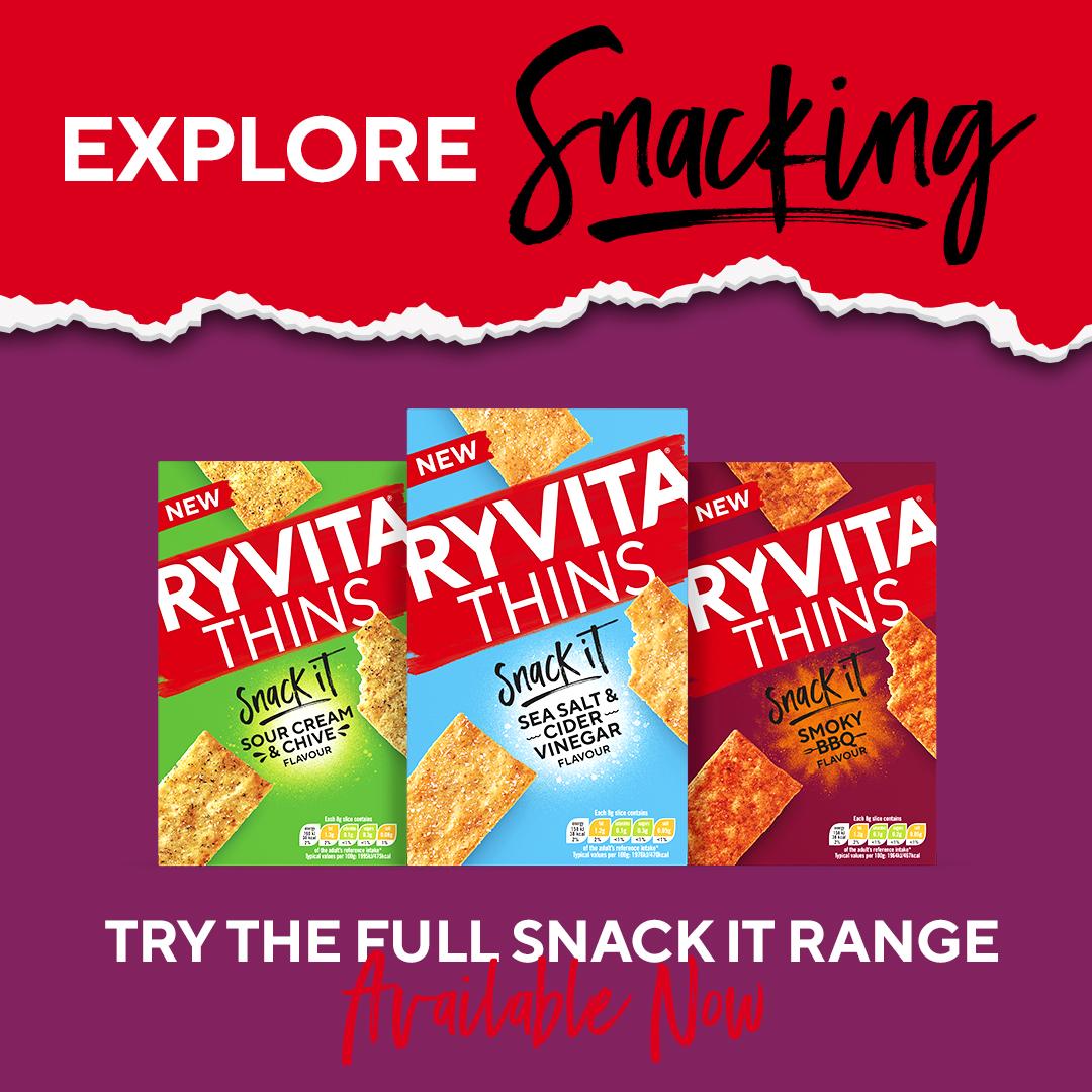 Ryvita Thins Three Cheese Flatbread Crackers 125g thumbnail 6