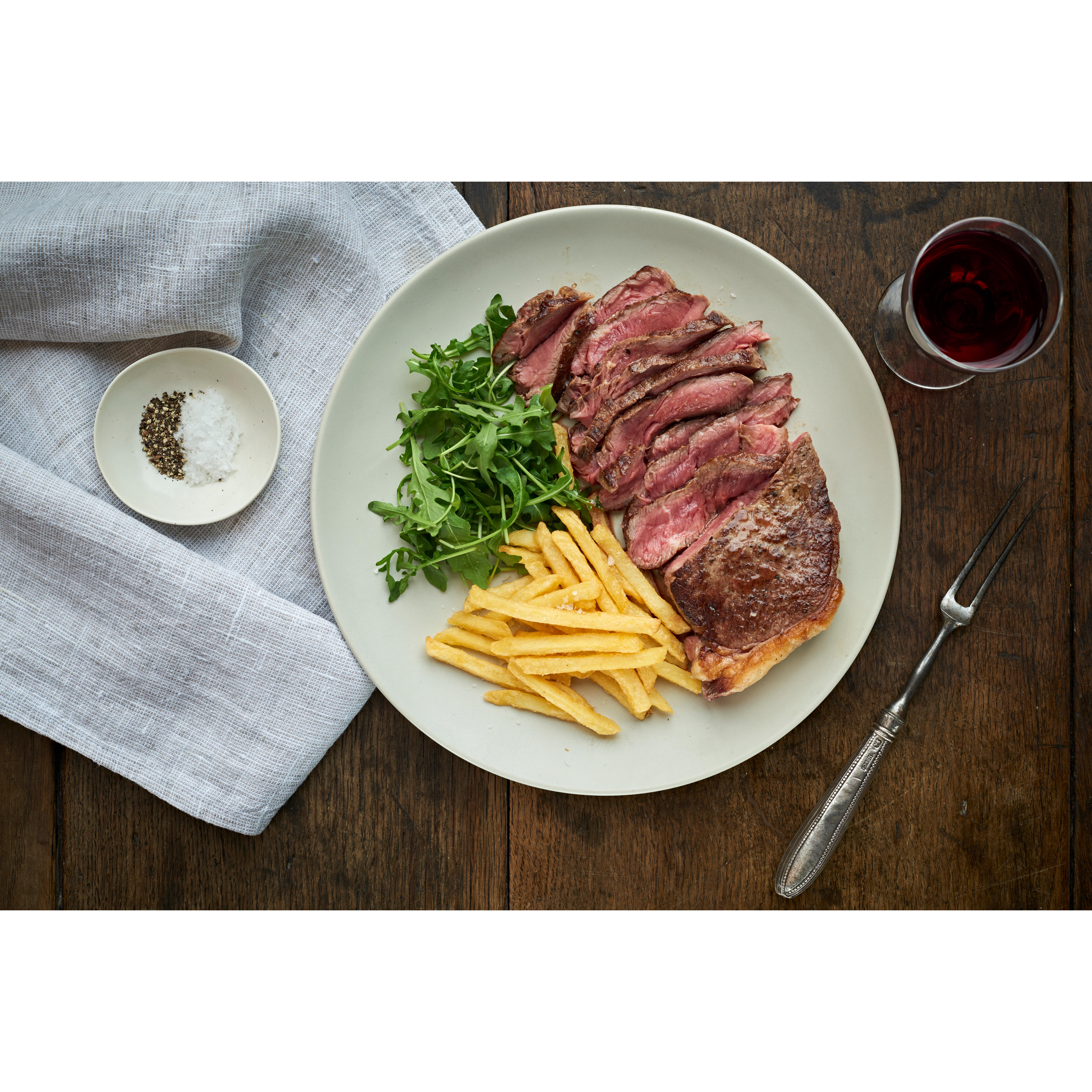 Sainsbury's British or Irish 21 Day Matured Thin Cut Sirloin Steak 155g thumbnail 3