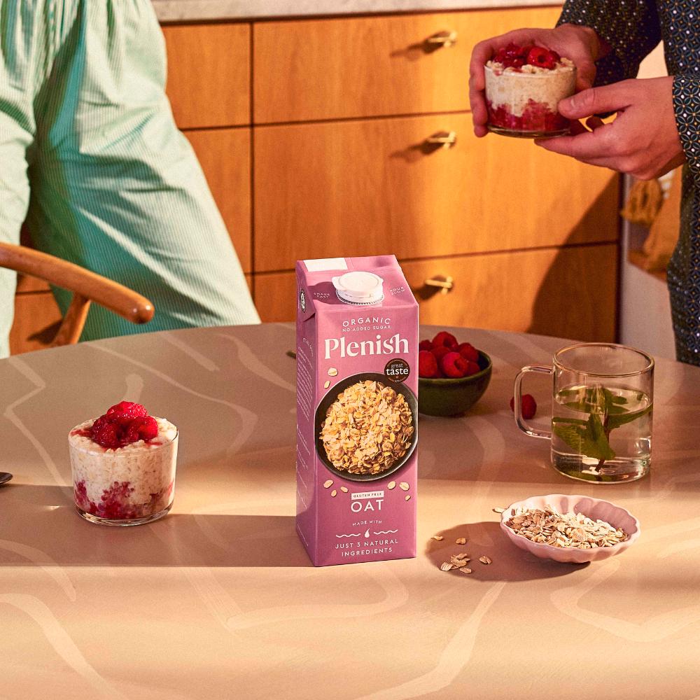Plenish  1L Chilled Dairy Free Organic Oat Drink thumbnail 6