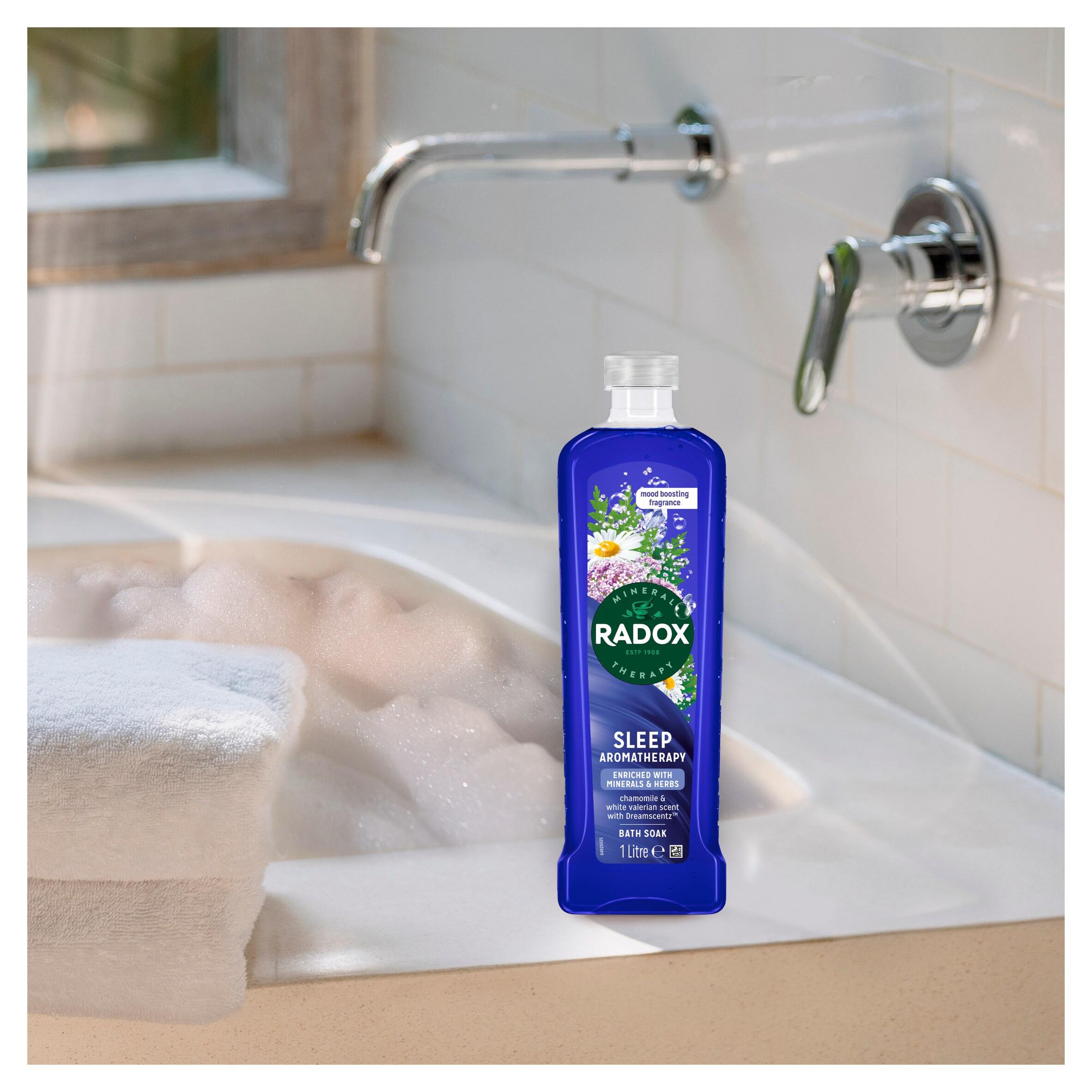 Radox Sleep Aromatherapy Bath Soak Bubble Bath 1L thumbnail 4