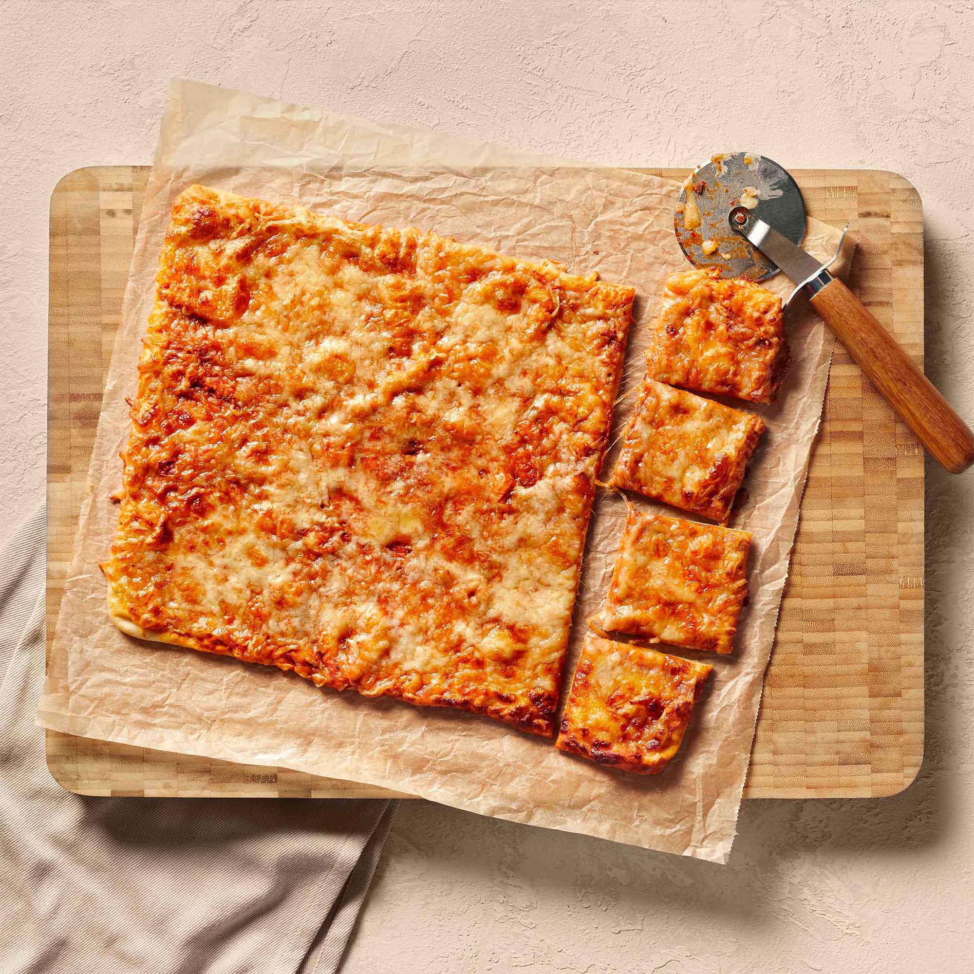 Sainsbury's 2 Cheese & Tomato Pizza 988g thumbnail 2