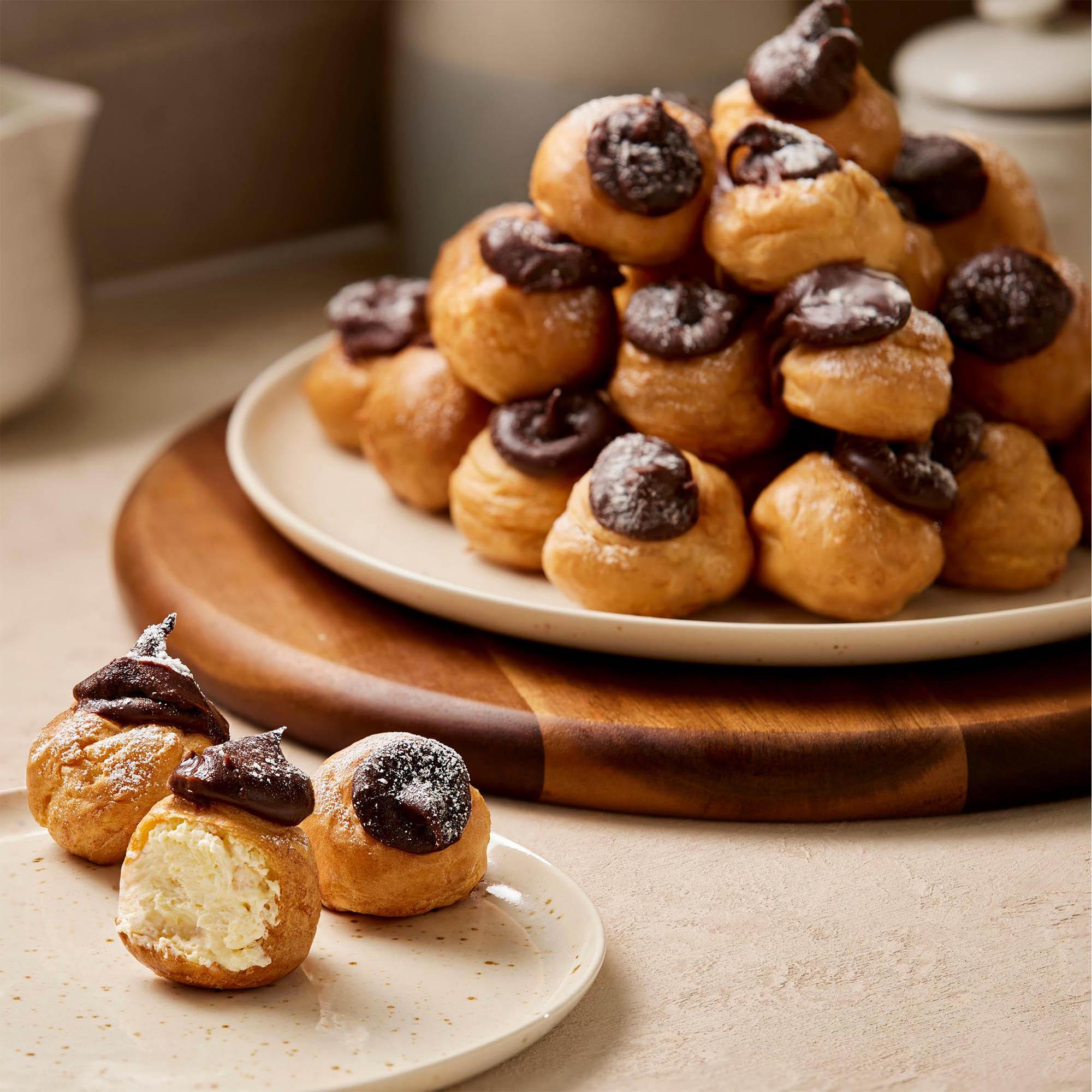 Sainsbury's 30 Piece Belgian Chocolate Profiteroles Tower thumbnail 2
