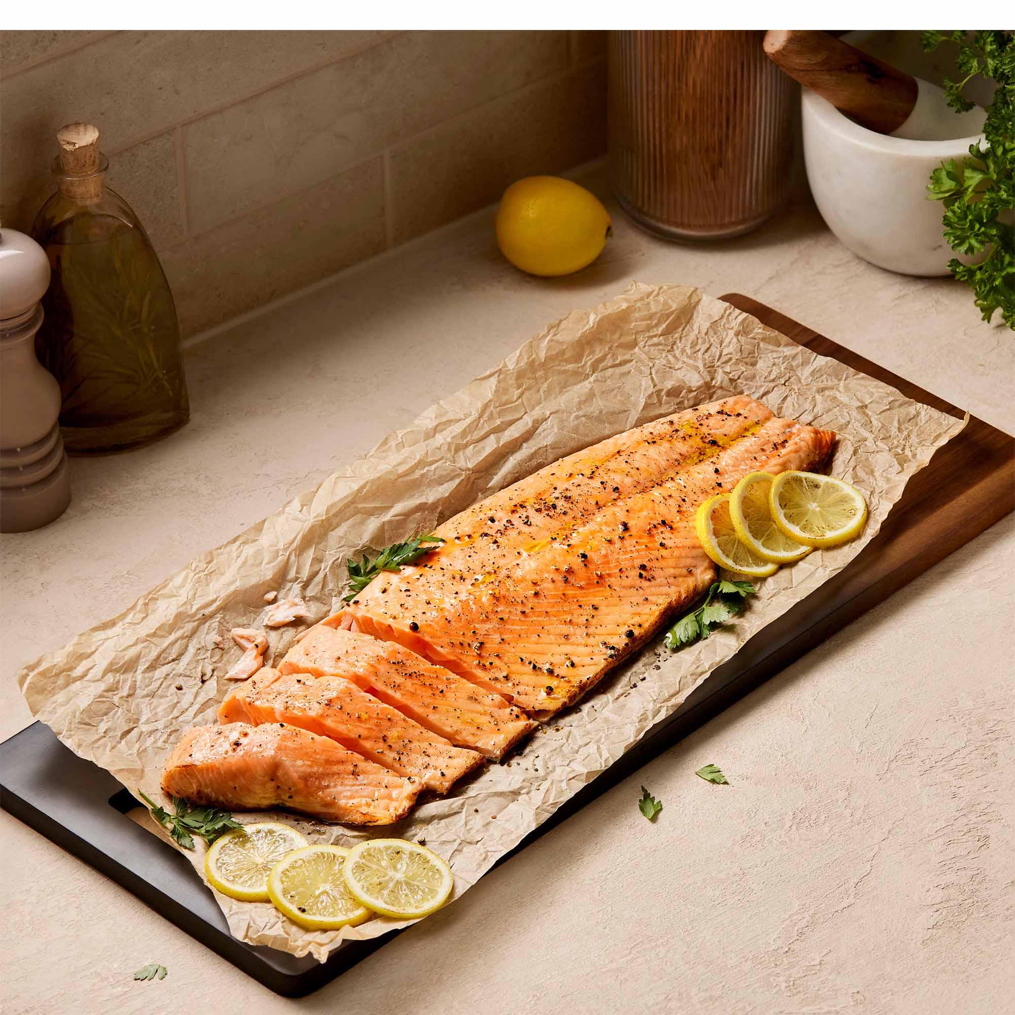 Sainsbury's Boneless Plain Side of Salmon 1kg thumbnail 2