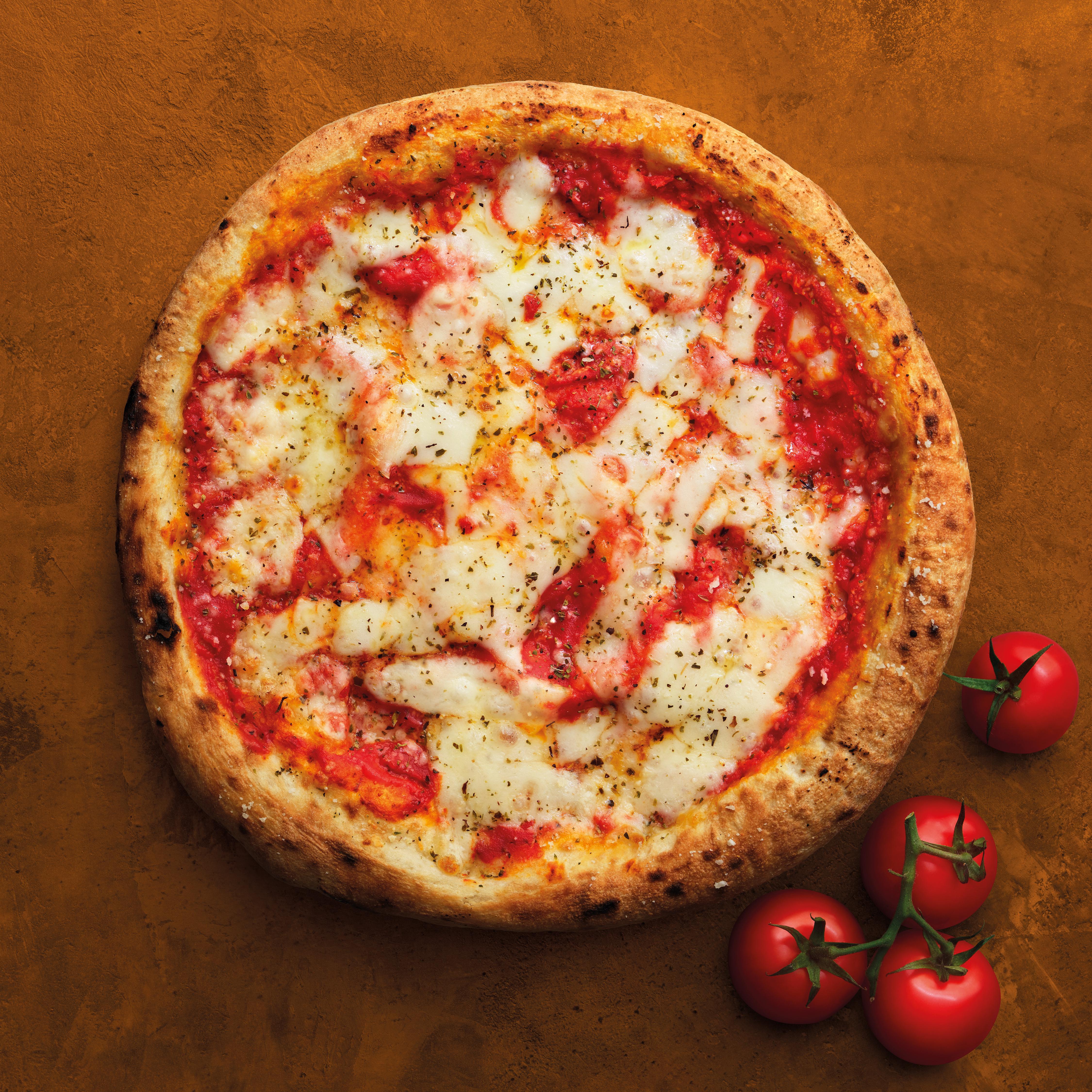 Crosta & Mollica Margherita Sourdough Pizza Tomato, Mozzarella & Oregano 403g thumbnail 3