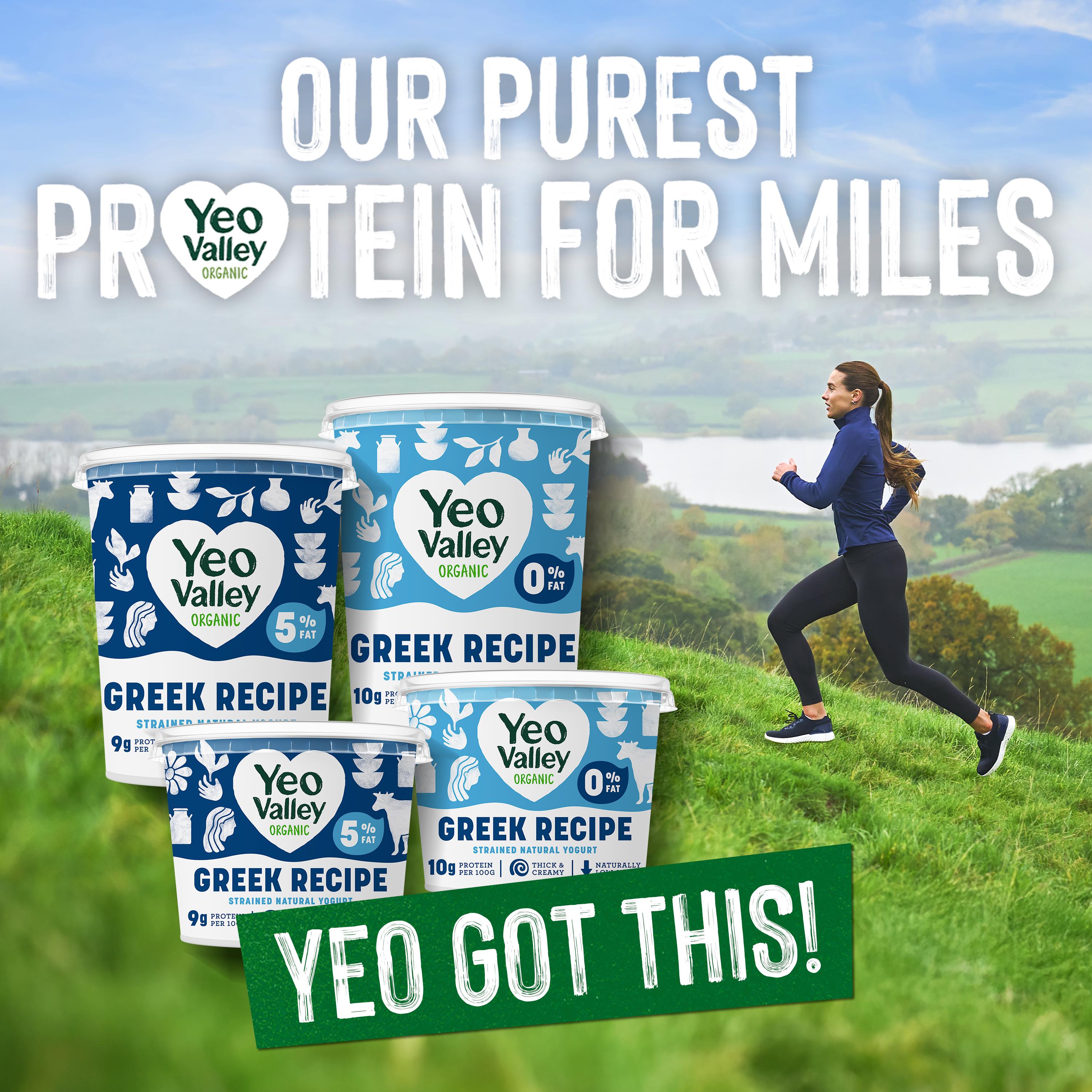Yeo Valley Greek Recipe 5% Strain Natural Yogurt 850g thumbnail 4