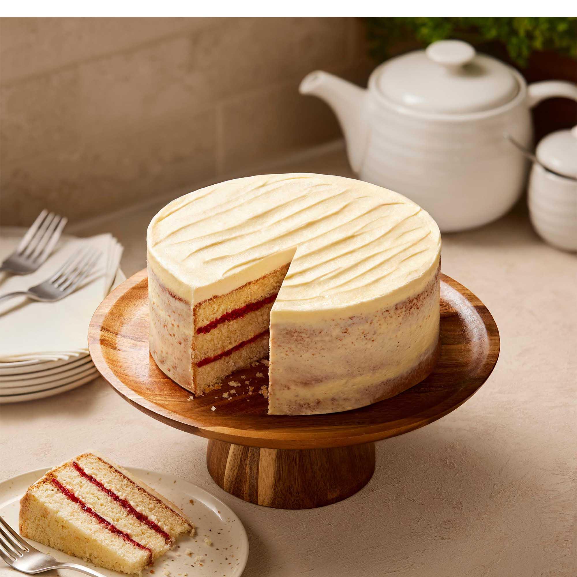 Sainsbury's 1.45kg Vanilla Naked Cake, Taste the Difference thumbnail 2