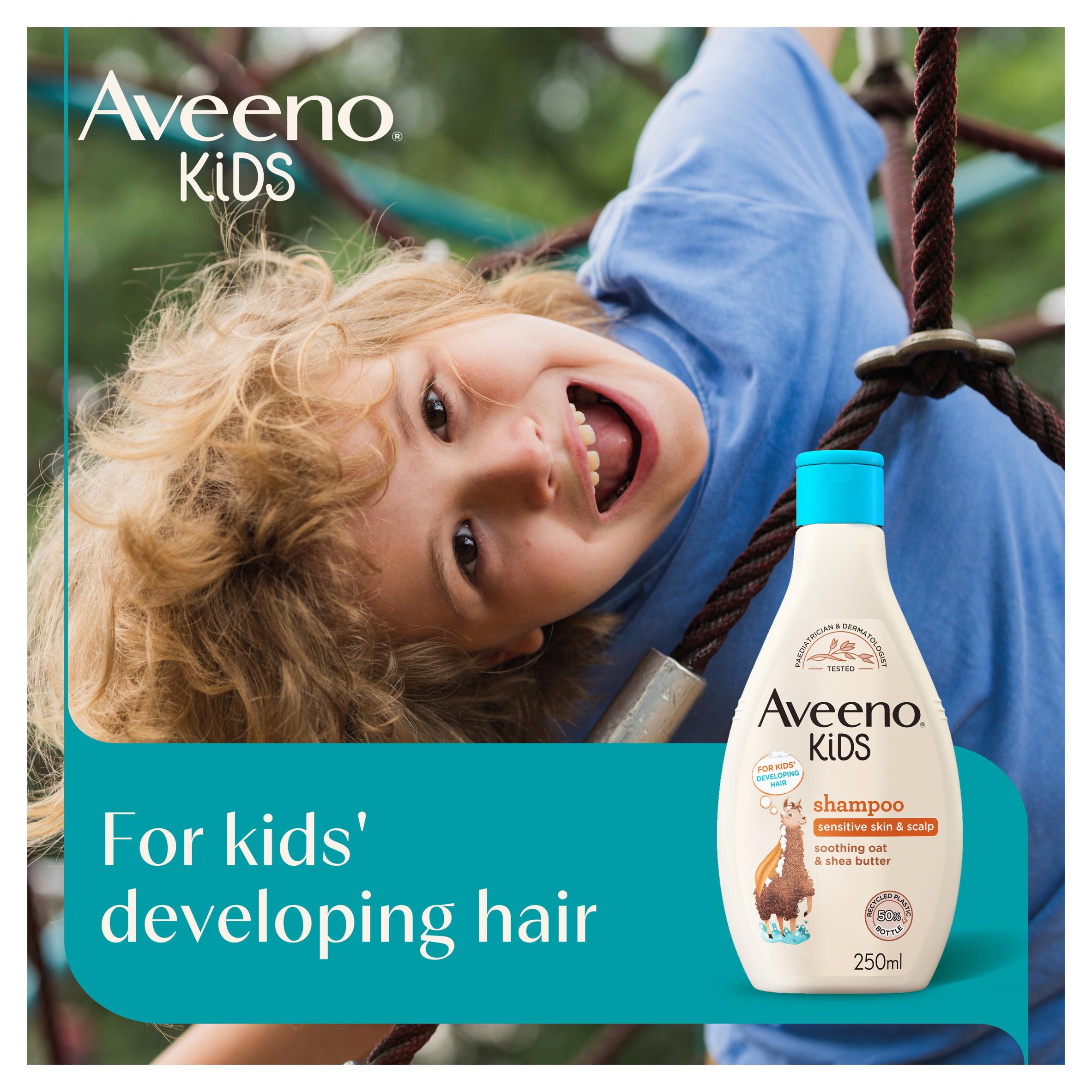 Aveeno Kids Shampoo with Soothing Oat & Shea Butter Developed For Your Little Superhero 250ml thumbnail 3