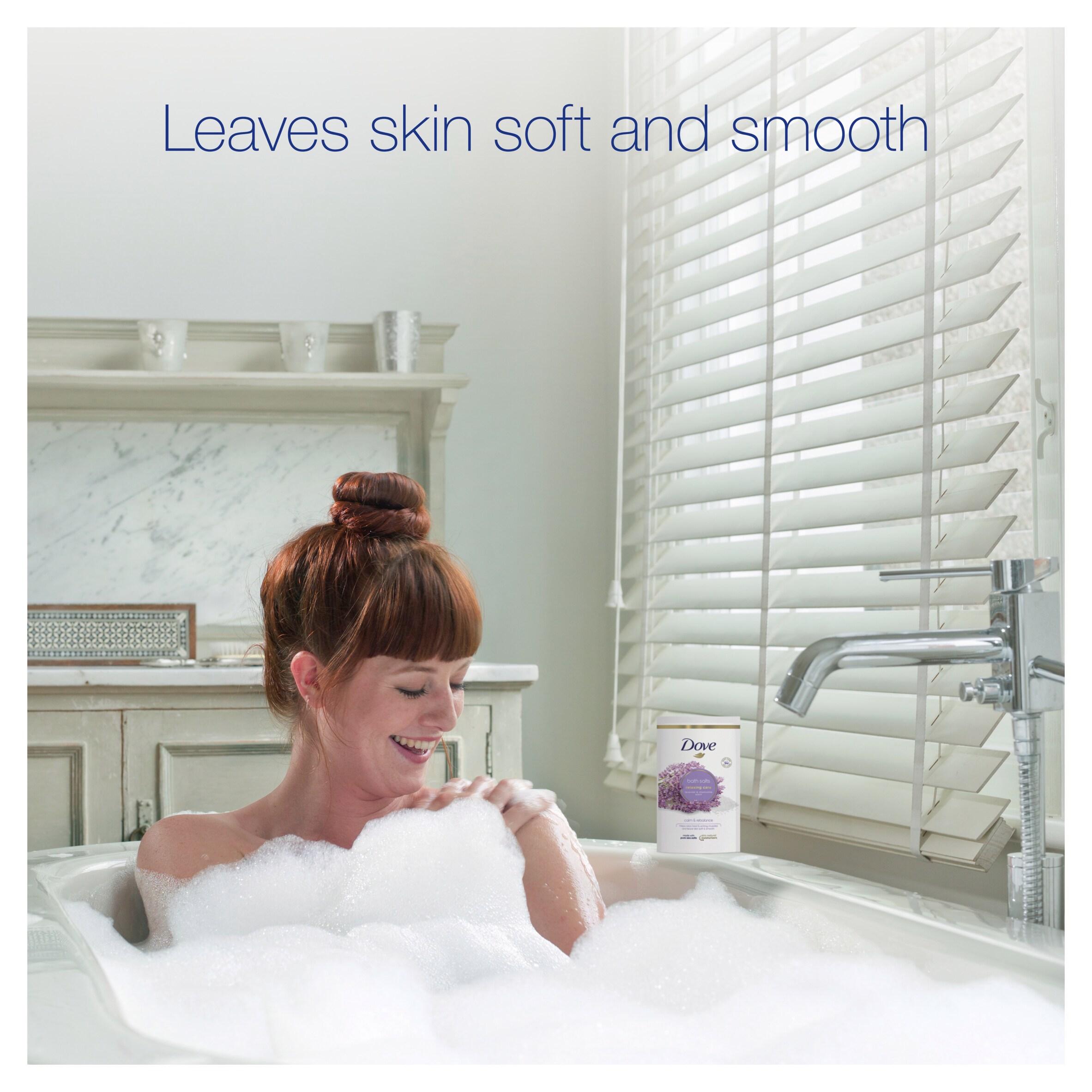 Dove Lavender & Chamomile Relaxing Care Bath Salts 900g thumbnail 4