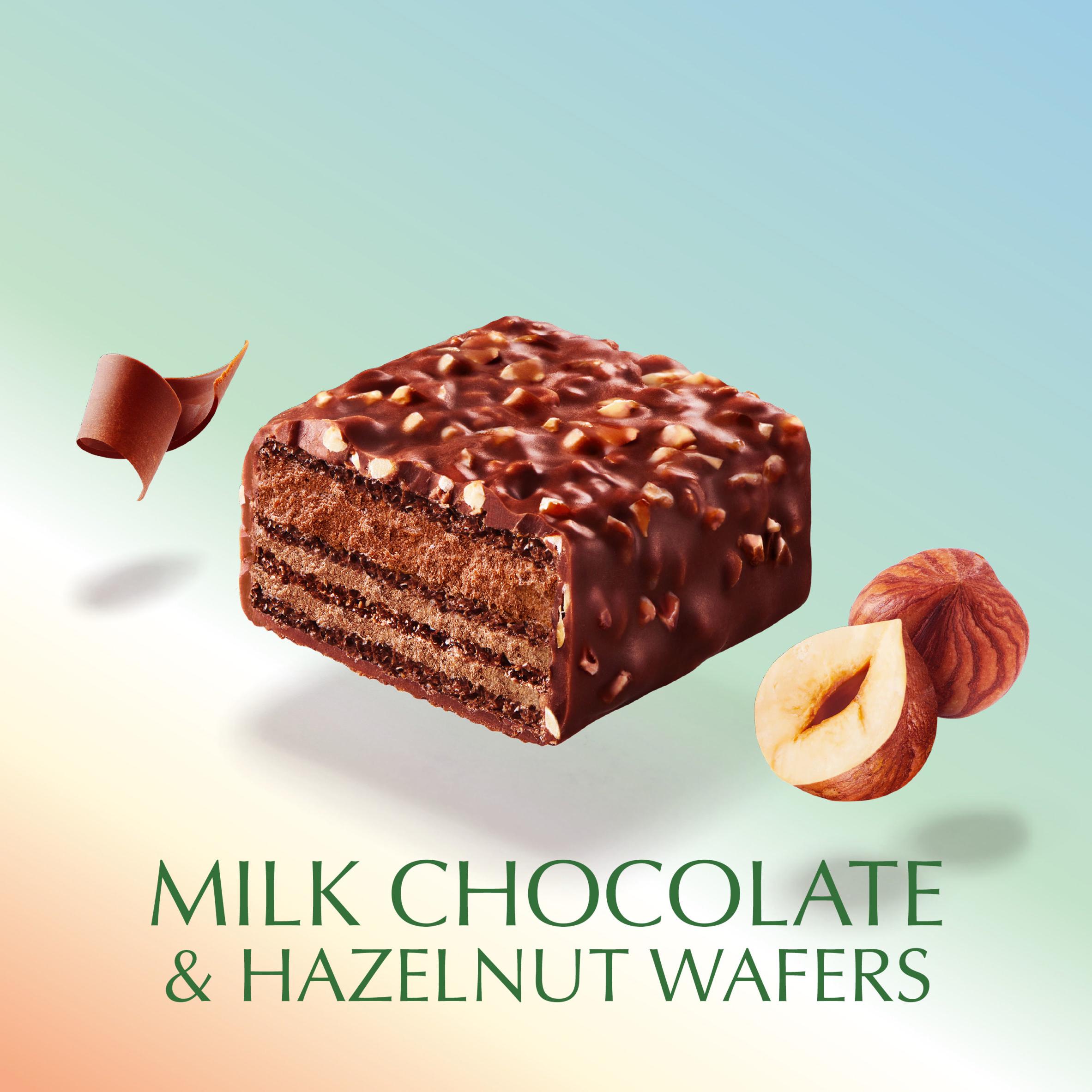 Lindt Choco Wafer Milk Chocolate & Hazelnut Sharing Box 135g thumbnail 3