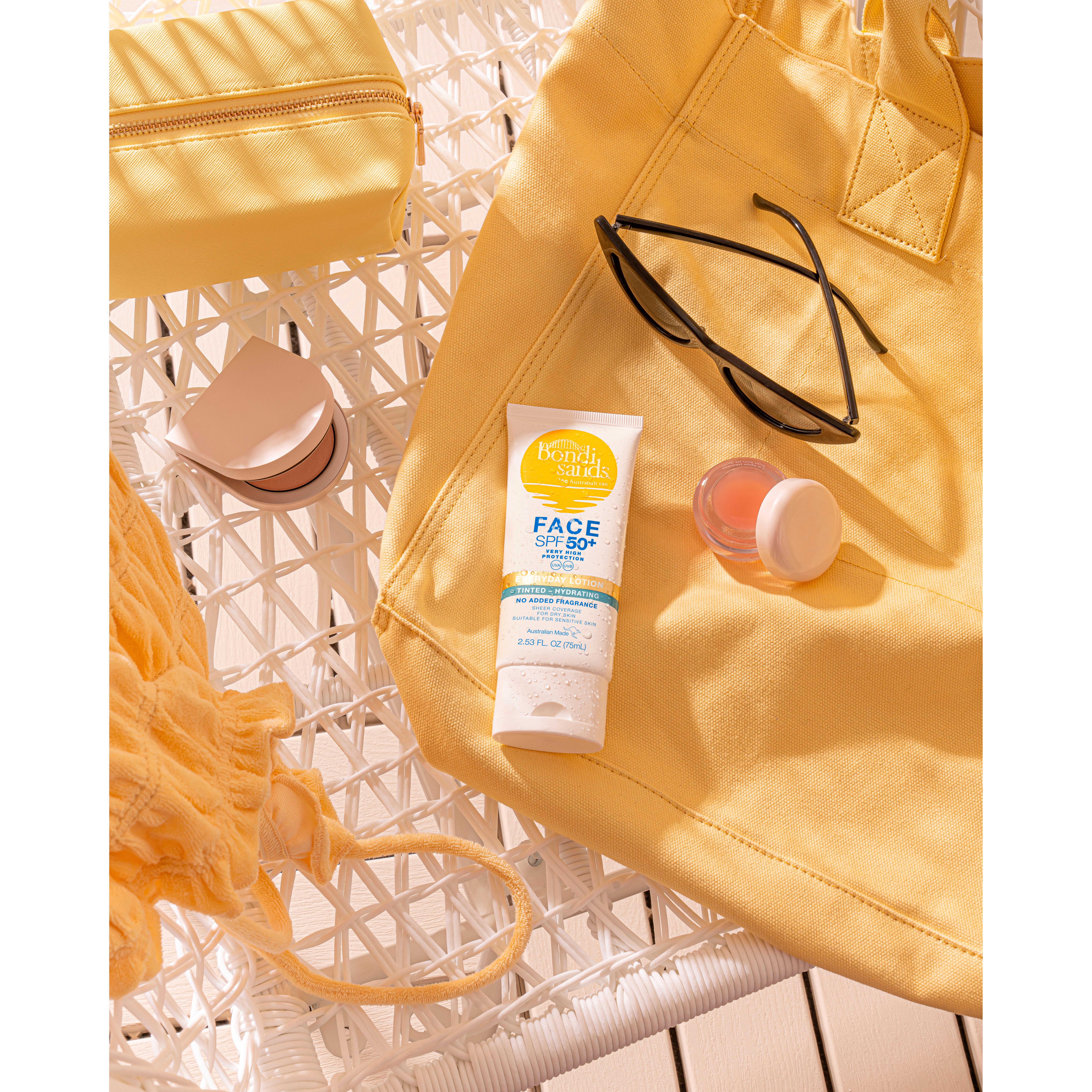 Bondi Sands Face SPF 50+ Fragrance Free Tinted Hydrating Sunscreen Lotion 75ml thumbnail 2