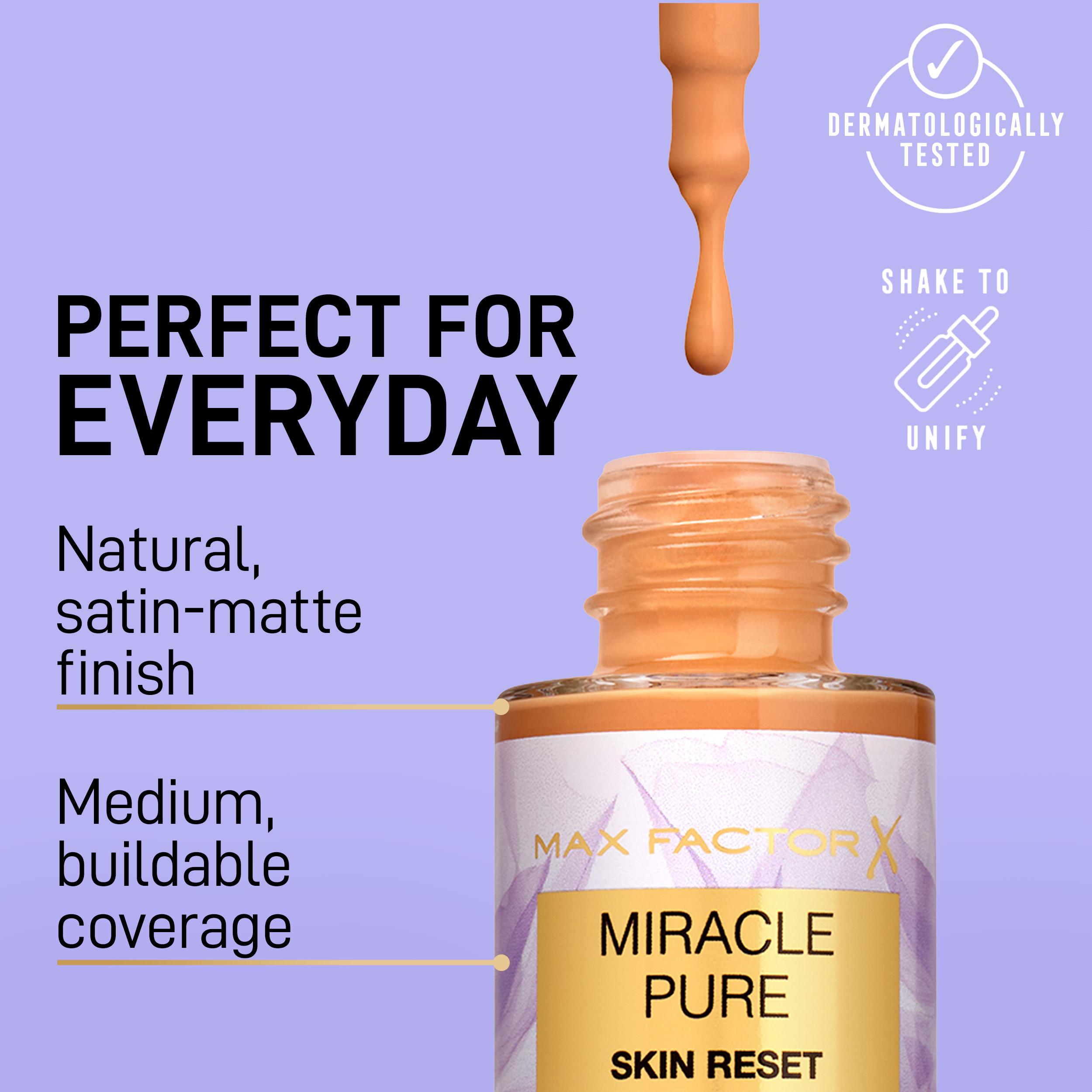Max Factor Miracle Pure 2in1 Skin Reset Serum Foundation 30-40 Fair To Light 30ml thumbnail 4