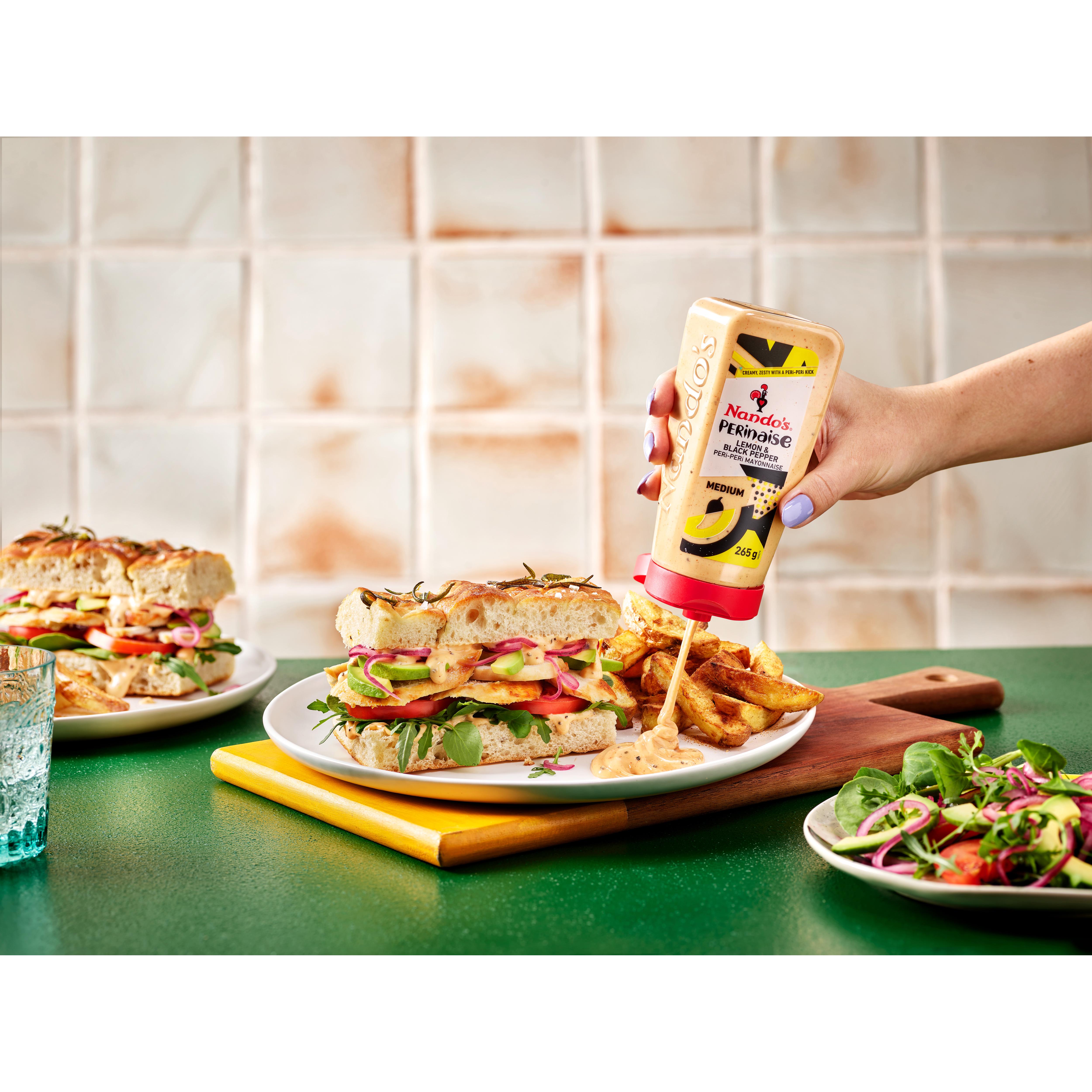 Nando's Perinaise Lemon & Black Pepper Peri Peri Mayonnaise 265g thumbnail 2