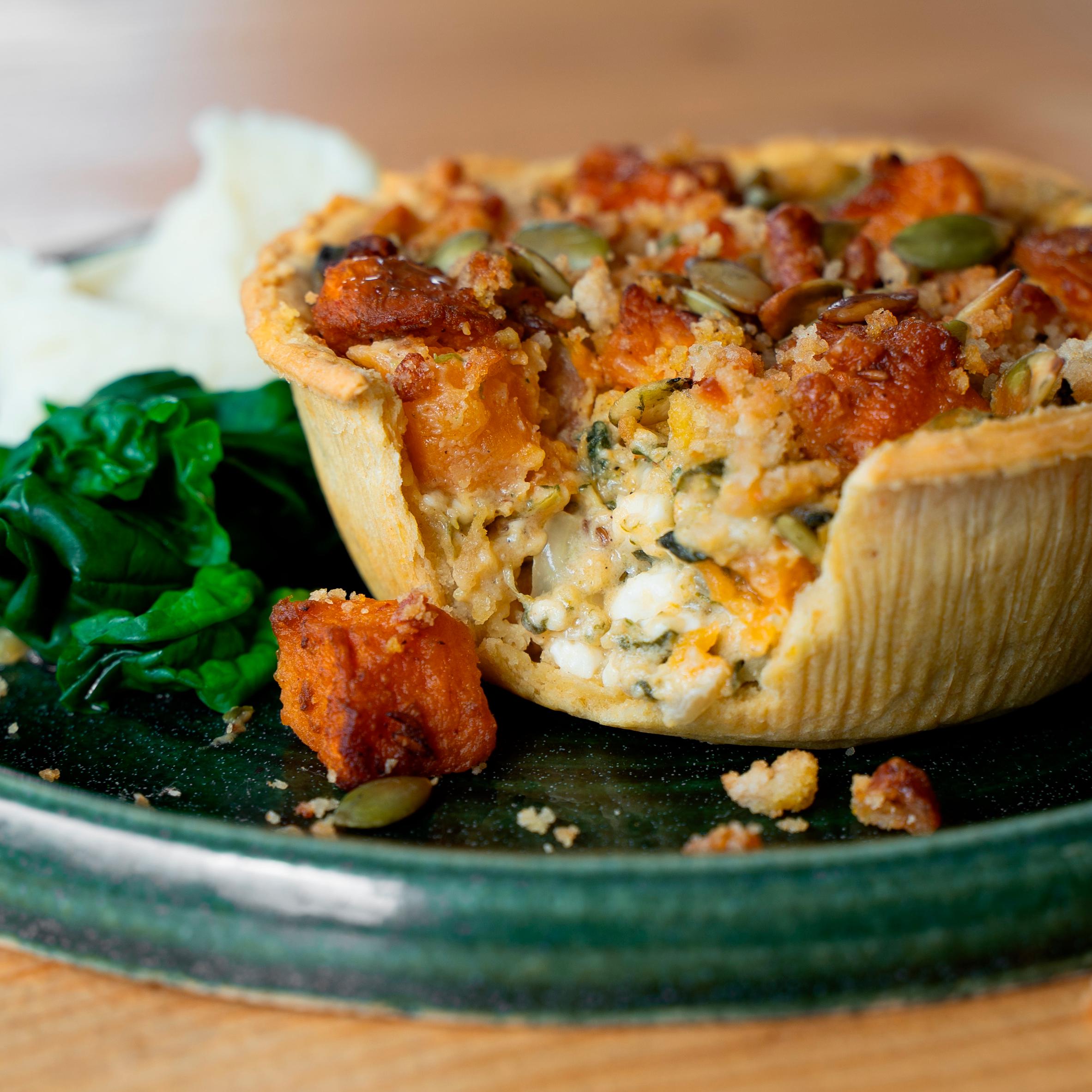 Higgidy Roasted Sweet Potato, Spinach & Feta Pie 200g thumbnail 2