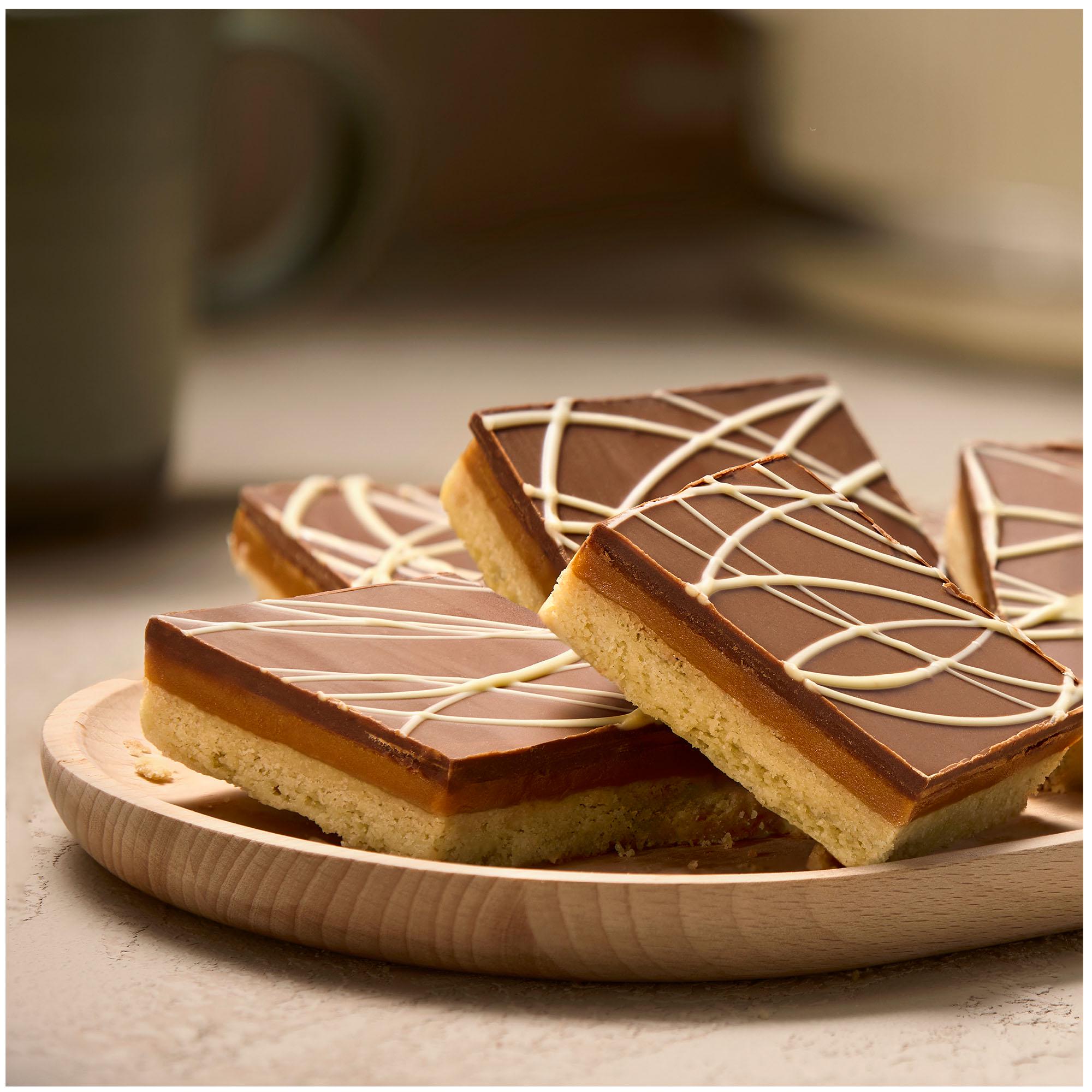 Sainsbury's 12 Millionaire Shortbread Squares 740g thumbnail 2