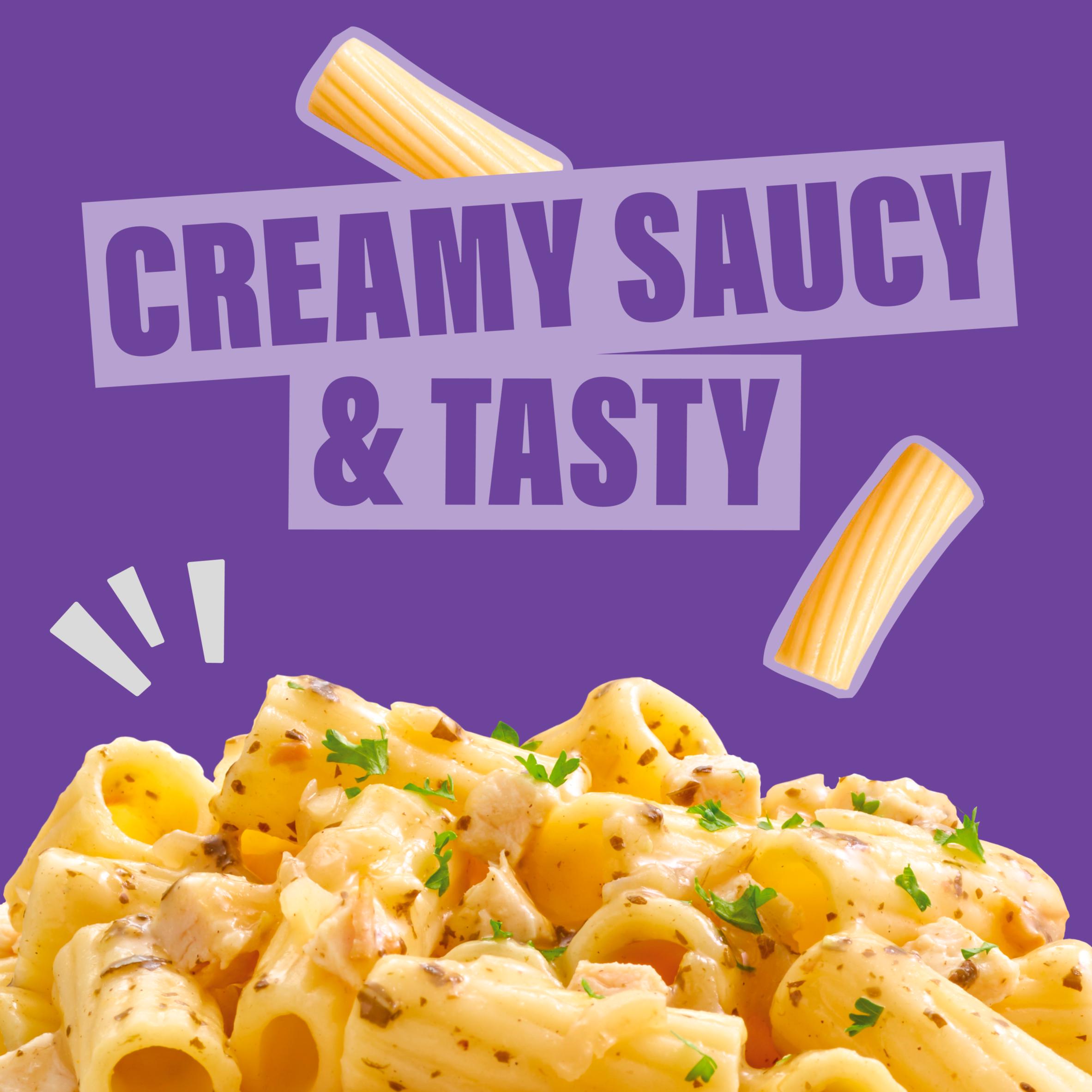 Dolmio Feasts Chicken & Garlic Rigatoni Pasta Ready Meal 250g thumbnail 2