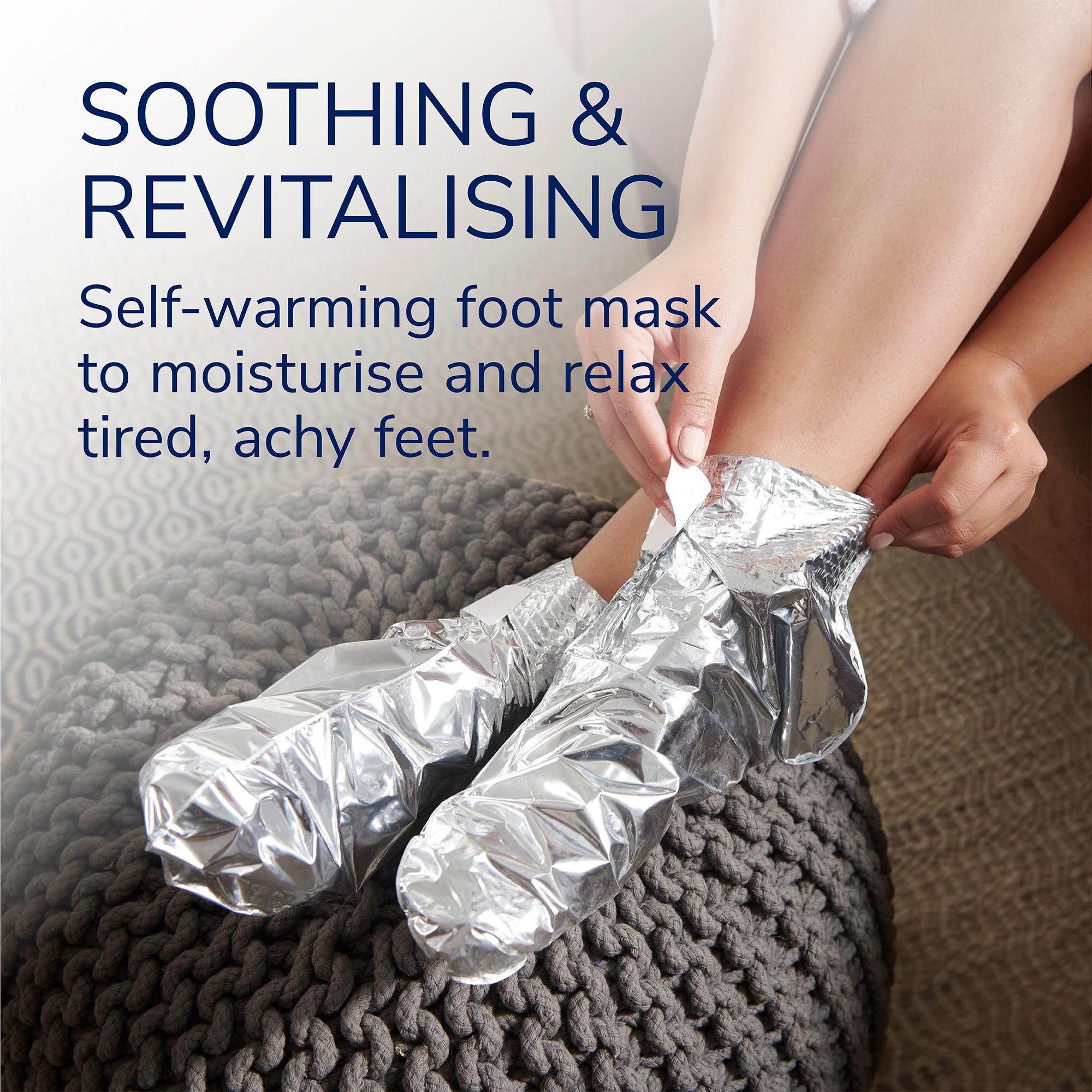 Dr. Scholl's Soothing & Revitalising Foot Mask thumbnail 2