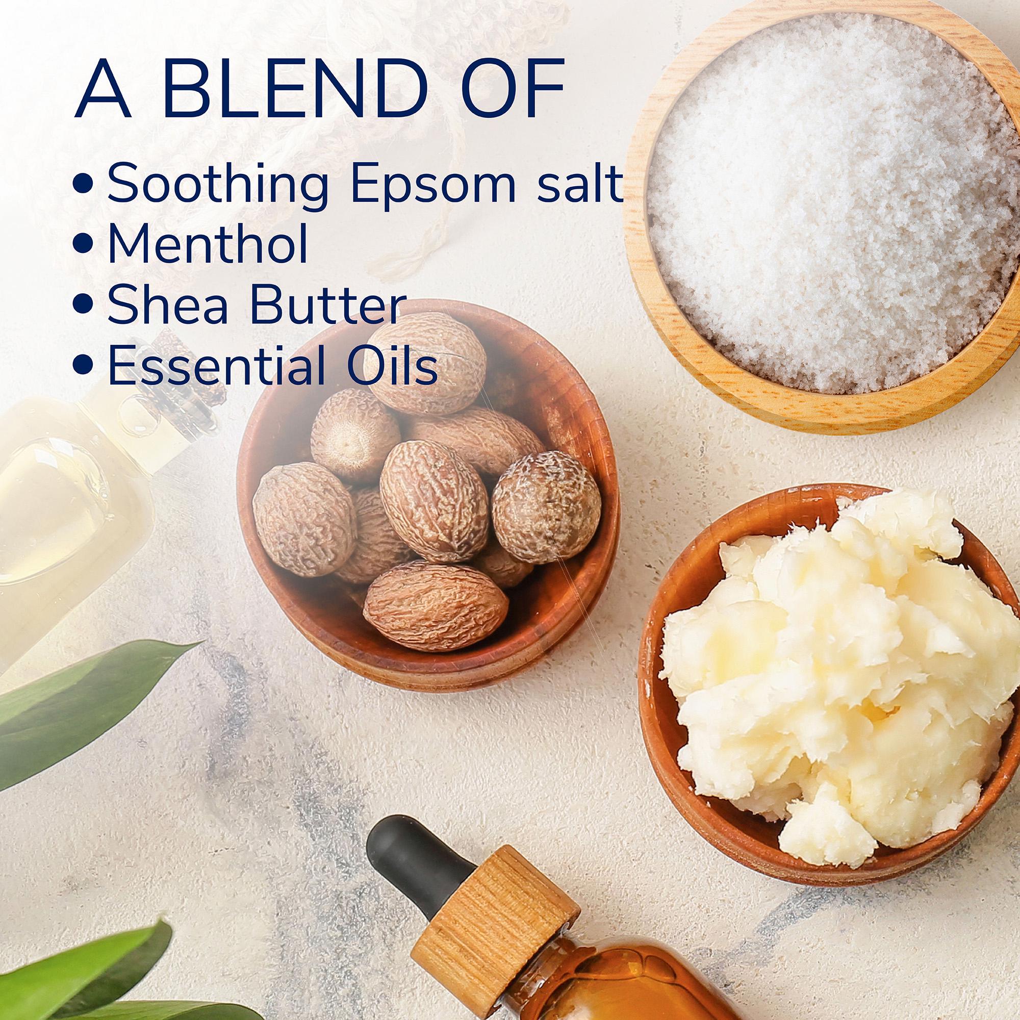 Dr. Scholl's Soothing & Revitalising Foot Mask thumbnail 4