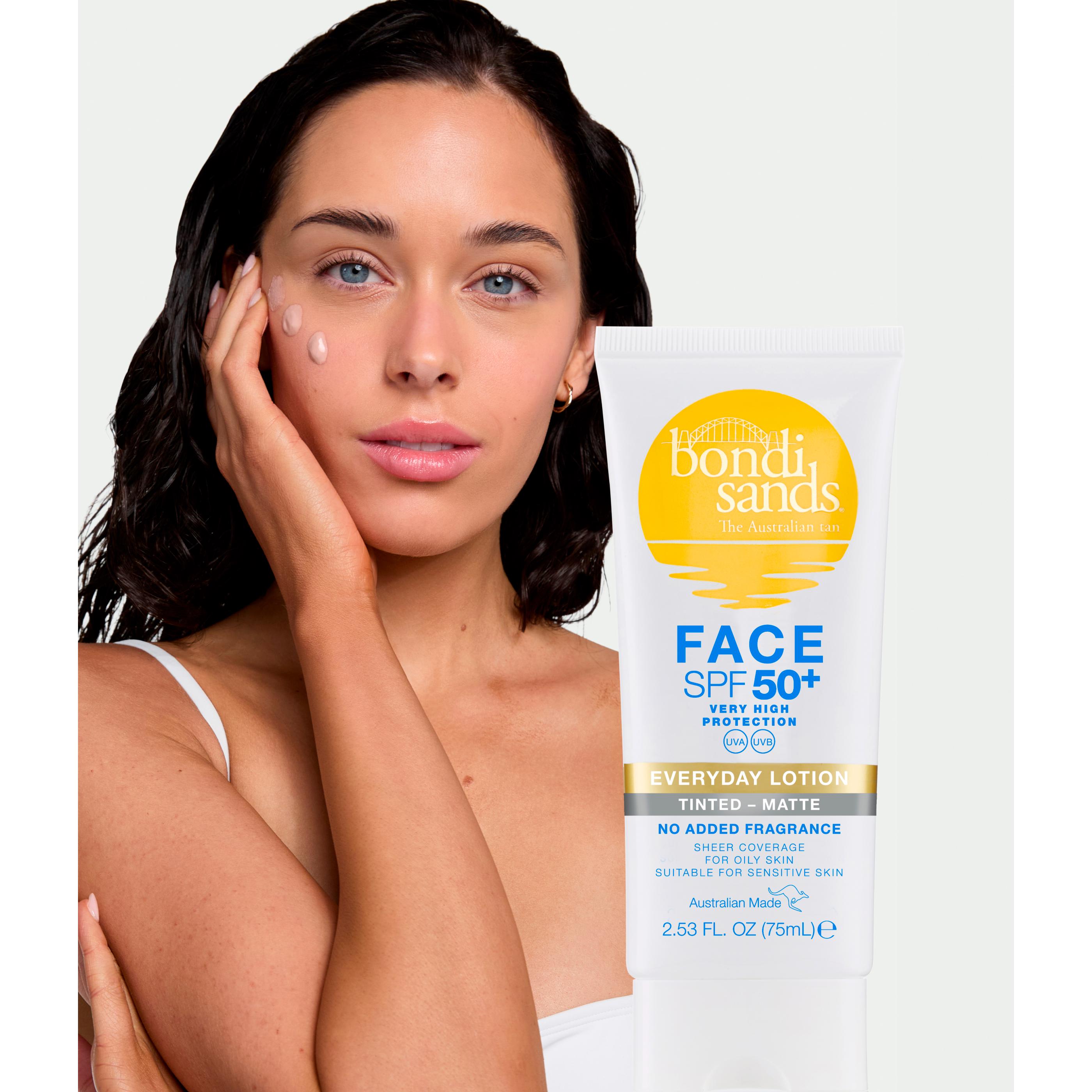 Bondi Sands Face SPF 50+ Fragrance Free Tinted Matte Sunscreen Lotion 75ml thumbnail 4