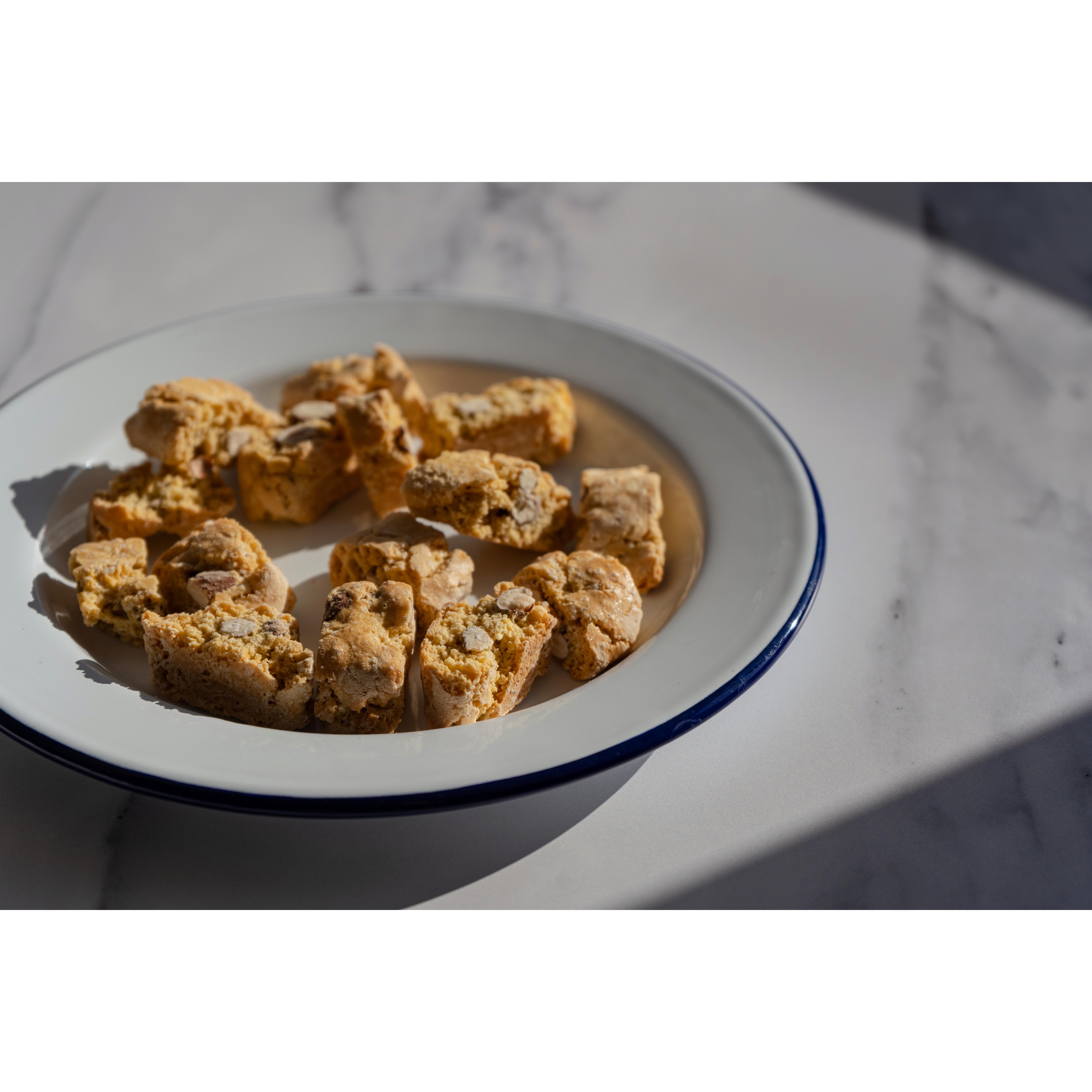White Rabbit Gluten Free Italian Almond Biscotti 150g thumbnail 3