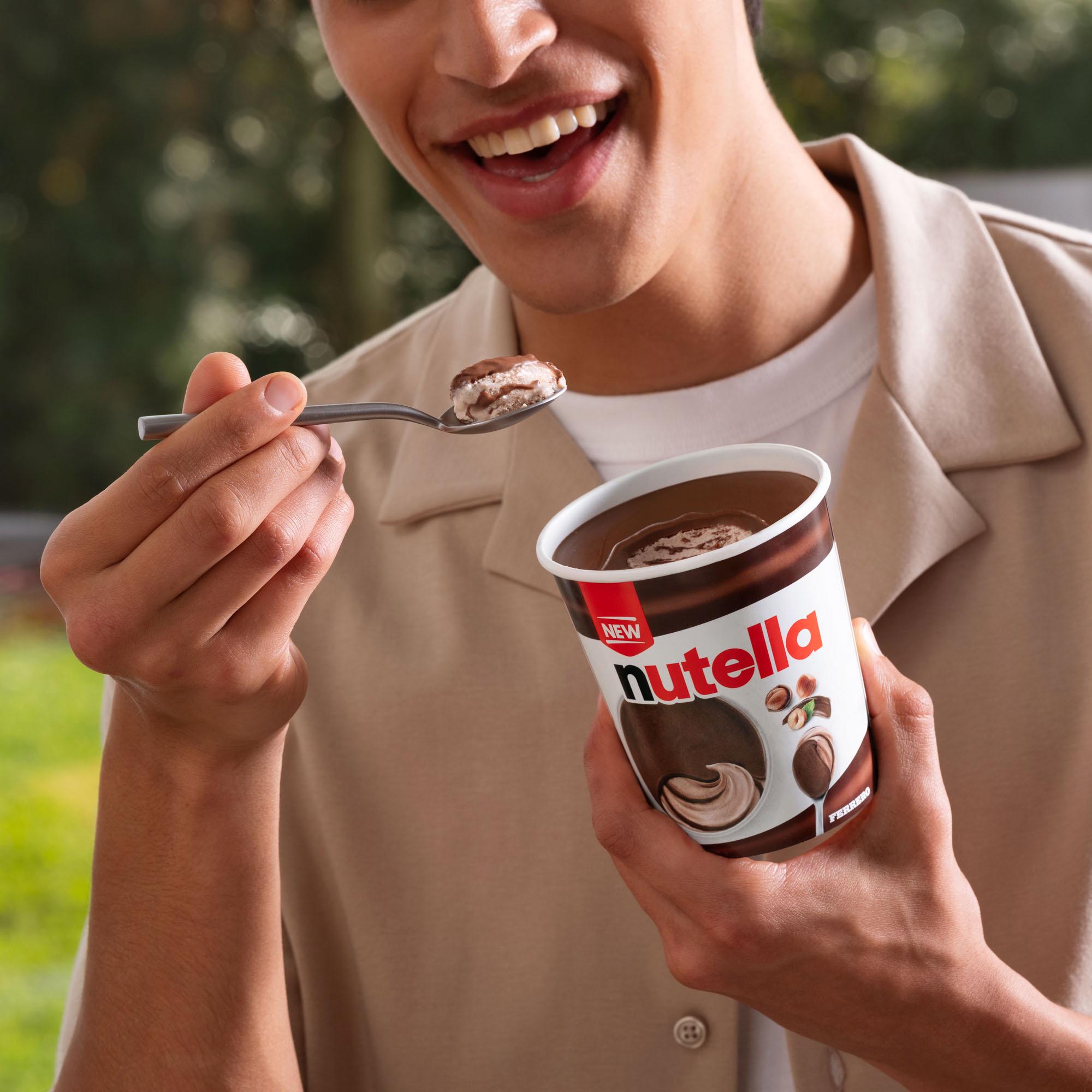 Nutella Chocolate & Hazelnut Ice Cream Tub 470ml thumbnail 5