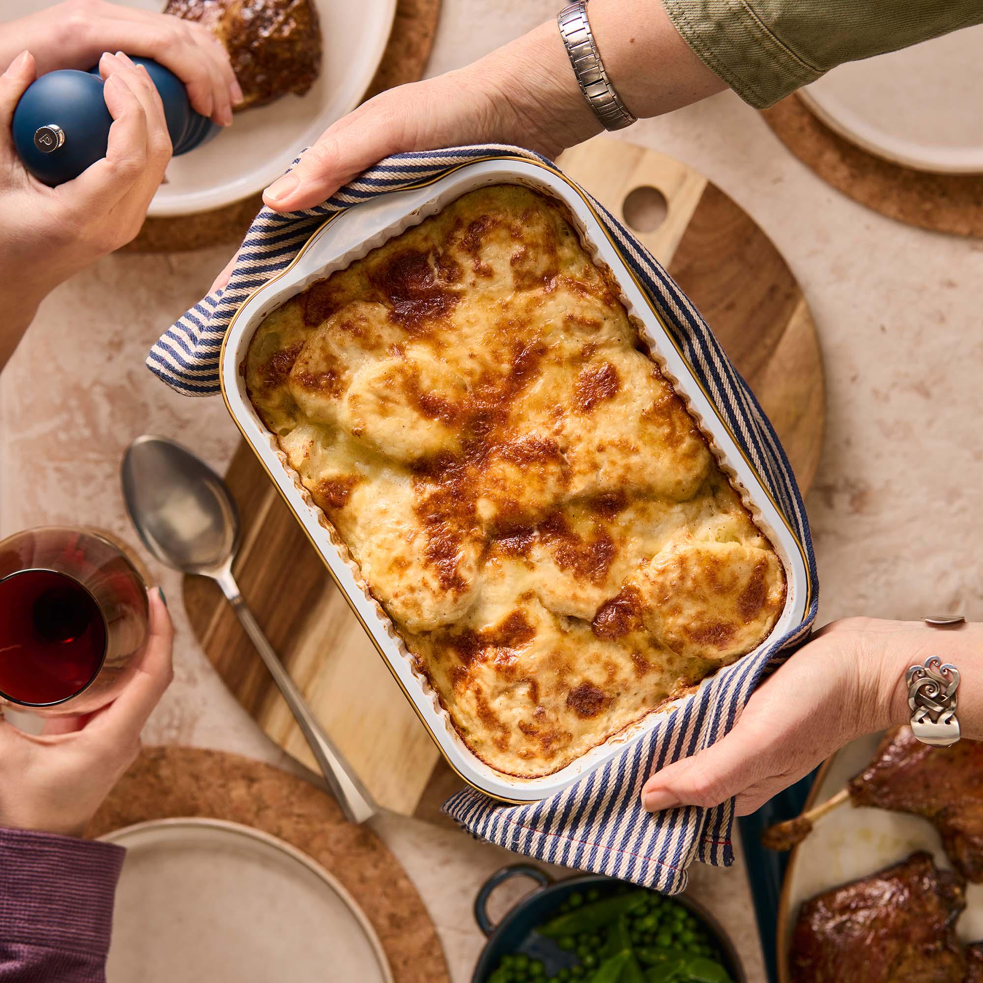Sainsbury's Potato Dauphinoise, Taste the Difference 1.2kg thumbnail 2