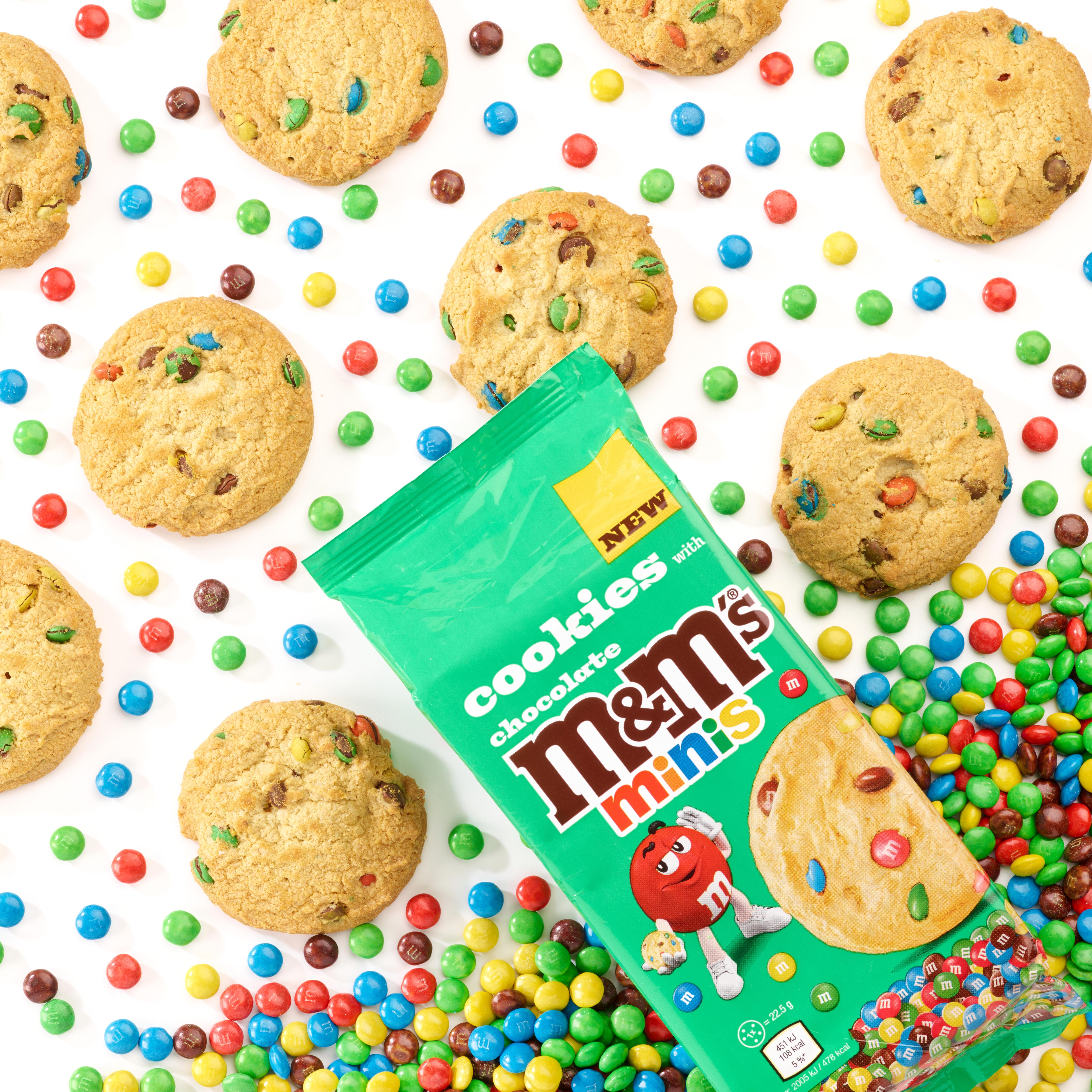 M&M's 180g Minis Milk Chocolate Cookies thumbnail 3