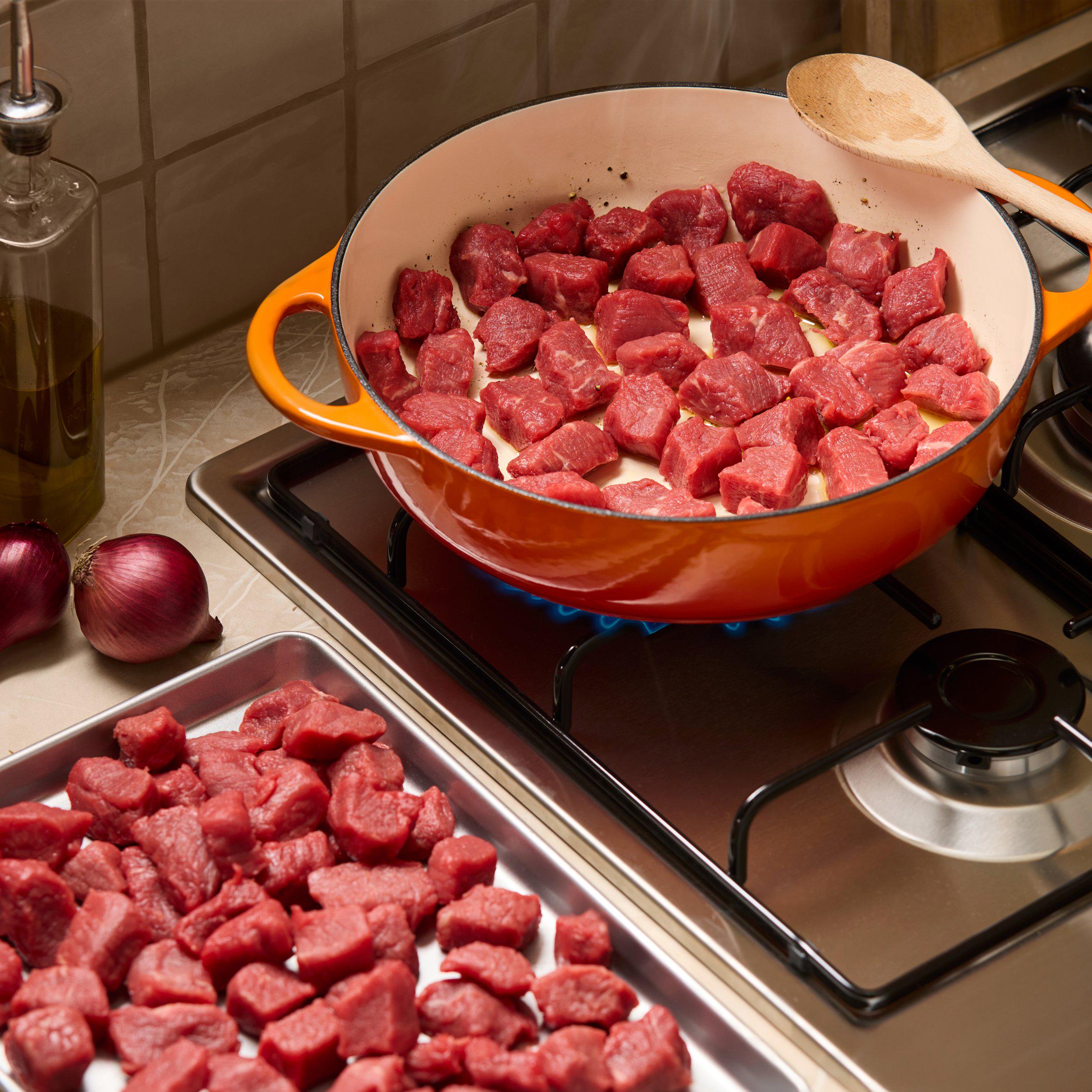 Sainsbury's 1kg Aberdeen Angus Silverside Diced Beef, Taste the Difference