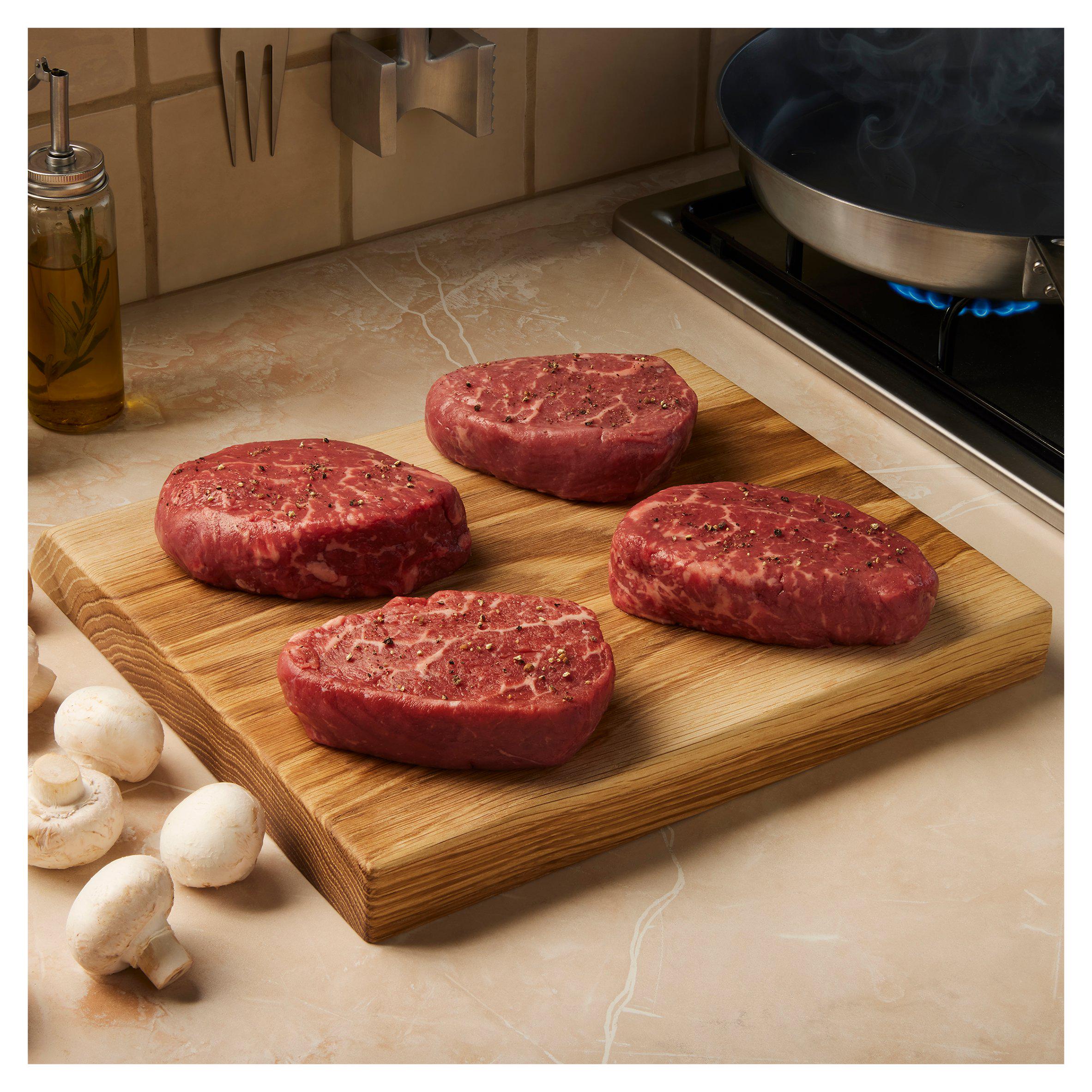 Sainsbury's 4 x 245g Aberdeen Angus Thick Cut Fillet Steaks, Taste the Difference