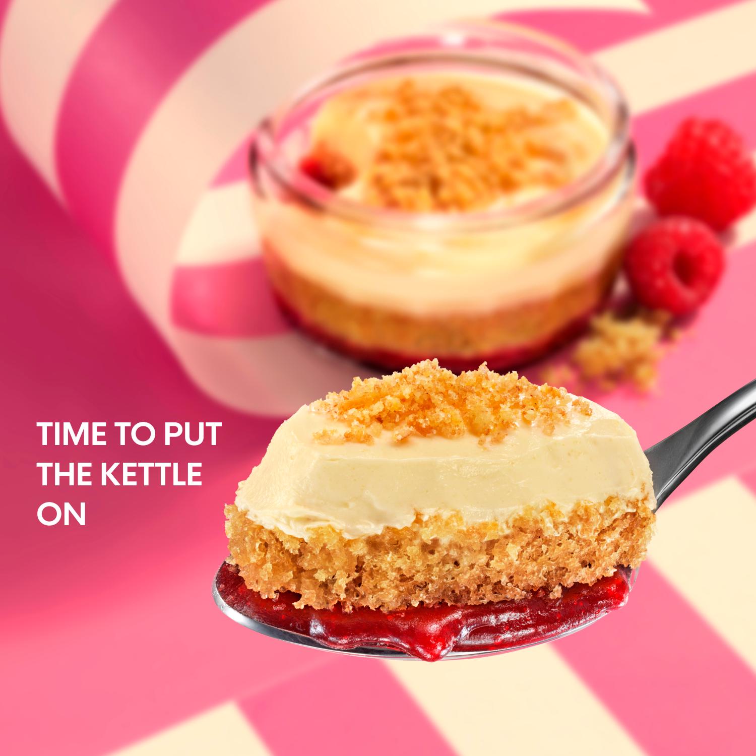 Gü Victoria Sponge Cake Pots Dessert 2x 74g thumbnail 4