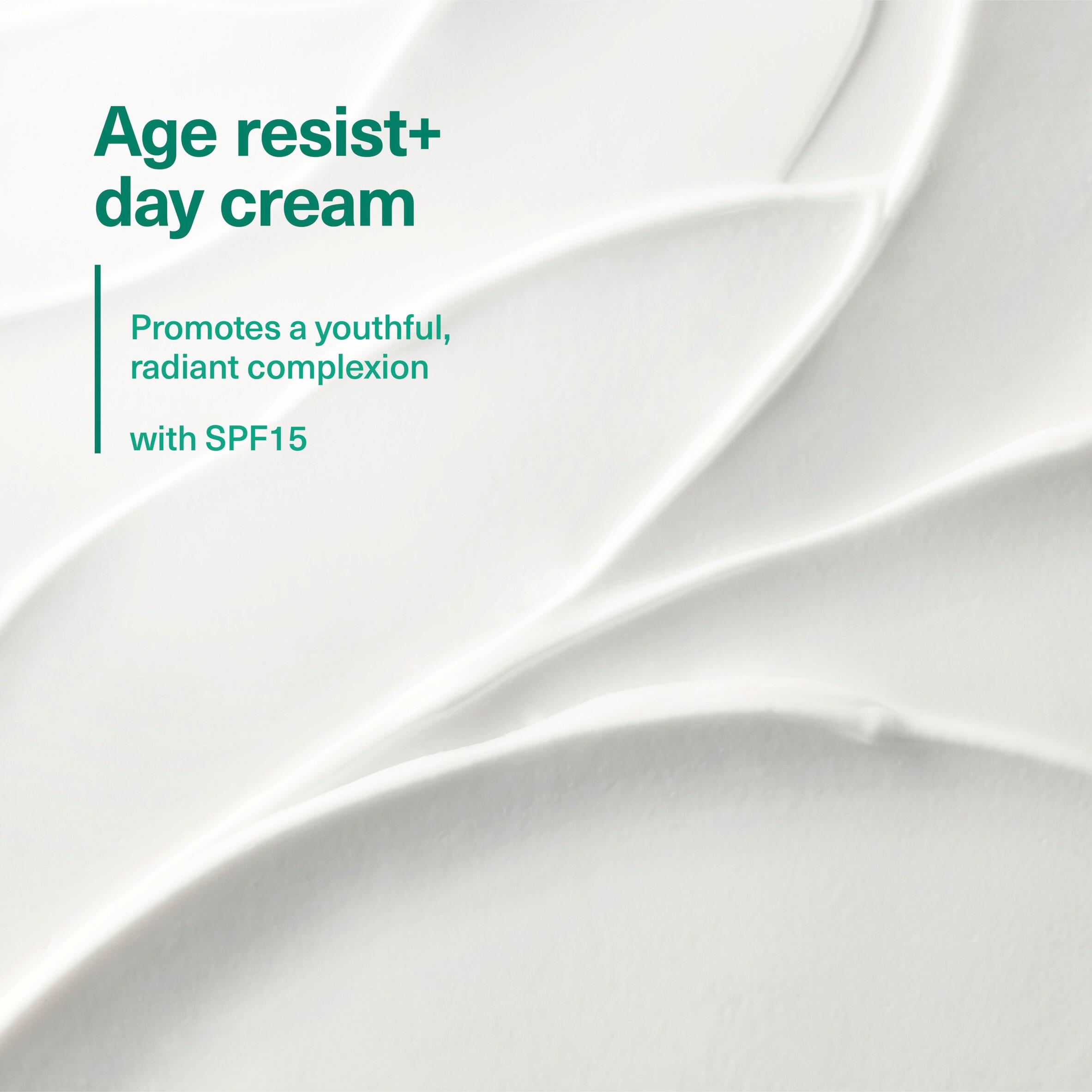 Simple Facial Moisturiser Age Resist+ Day 50ml thumbnail 4
