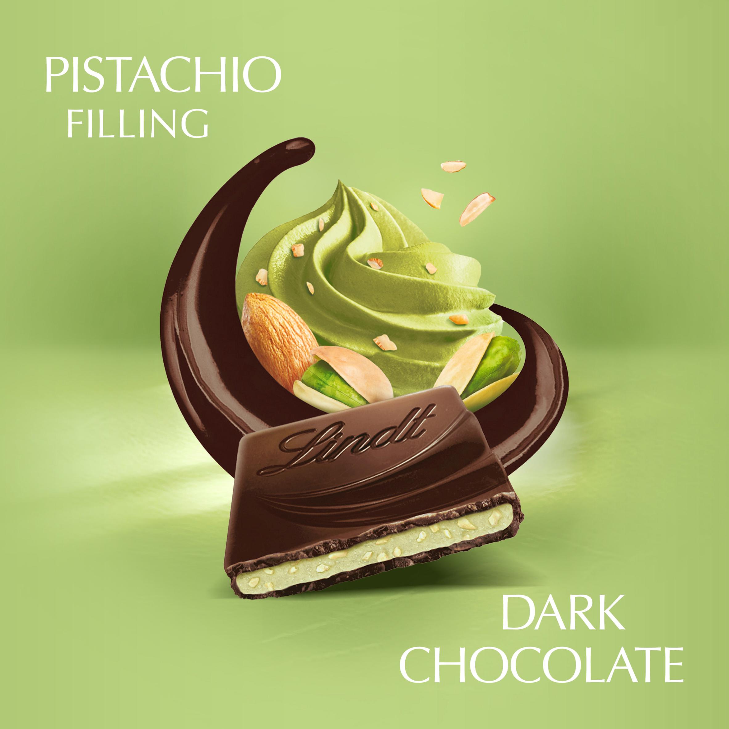 Lindt Creation Dark Pistachio Chocolate Bar 150g thumbnail 2