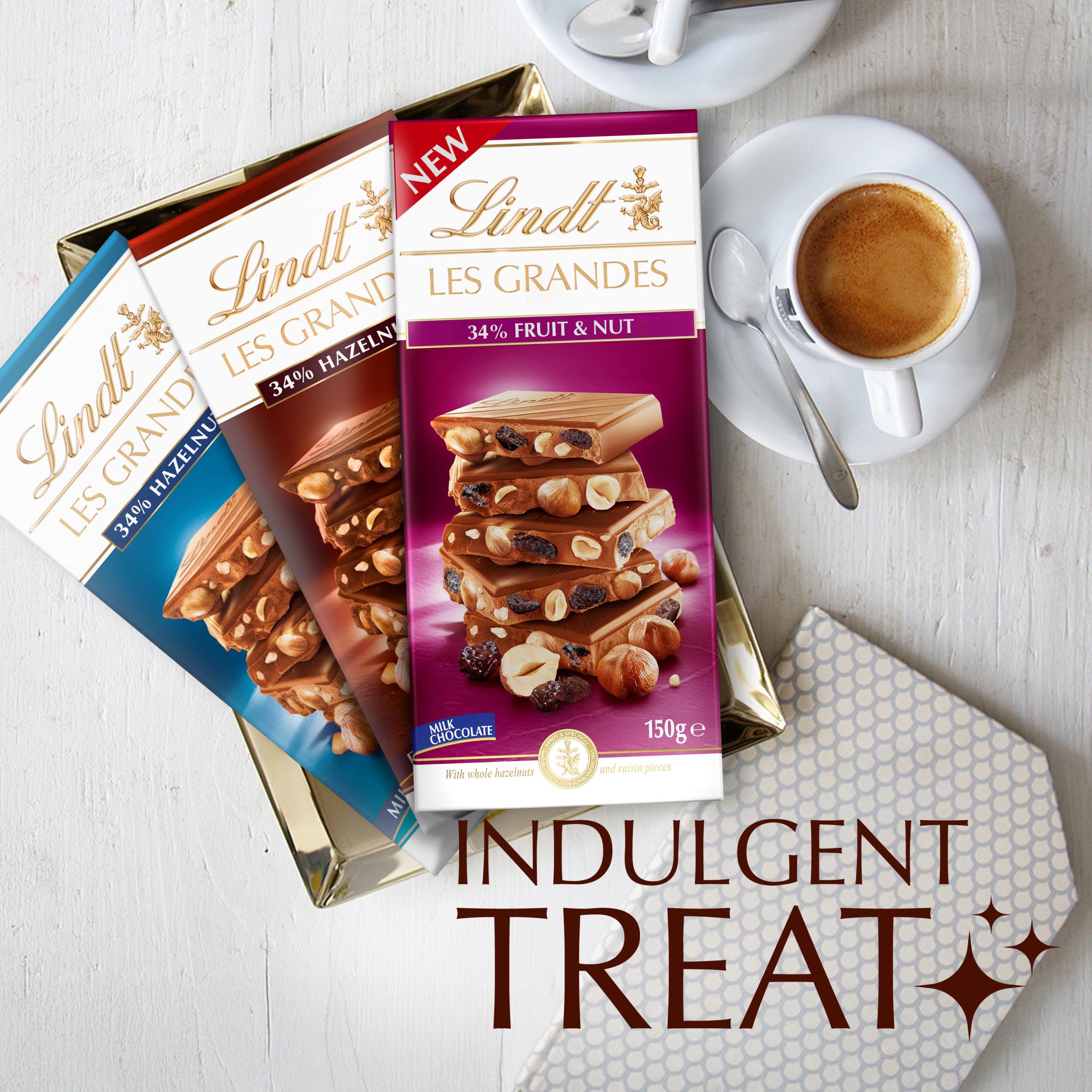 Lindt Les Grandes Milk Chocolate Fruit & Nut Bar 150g thumbnail 3