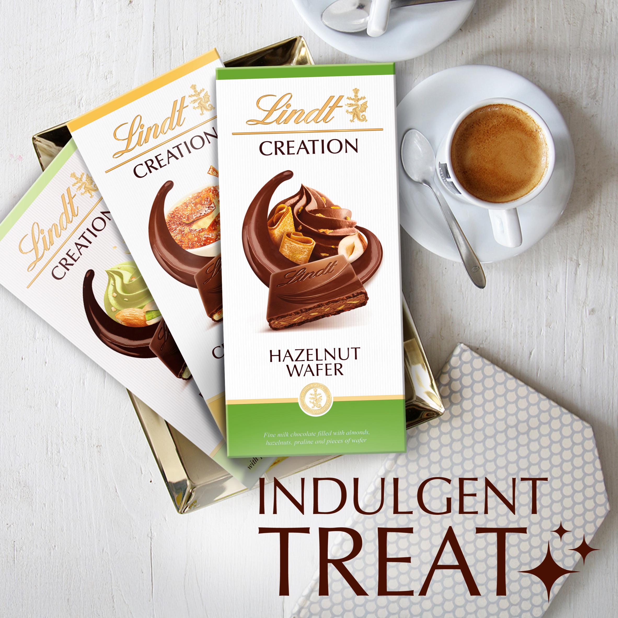 Lindt Creation Milk Hazelnut Wafer Chocolate Bar 150g thumbnail 3
