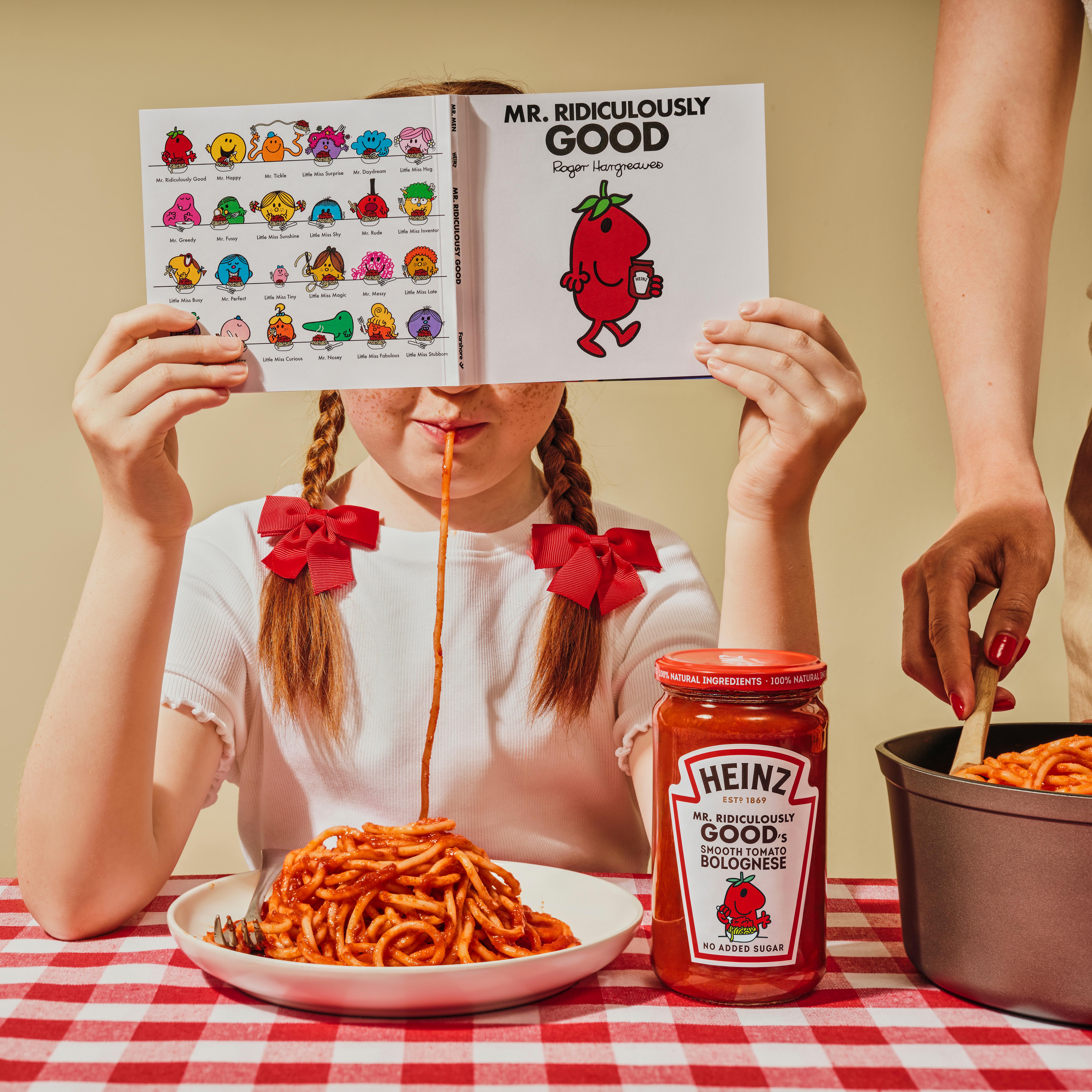 Heinz Mr Ridiculously Goods Smooth Bolognese Pasta Sauce 490g thumbnail 2
