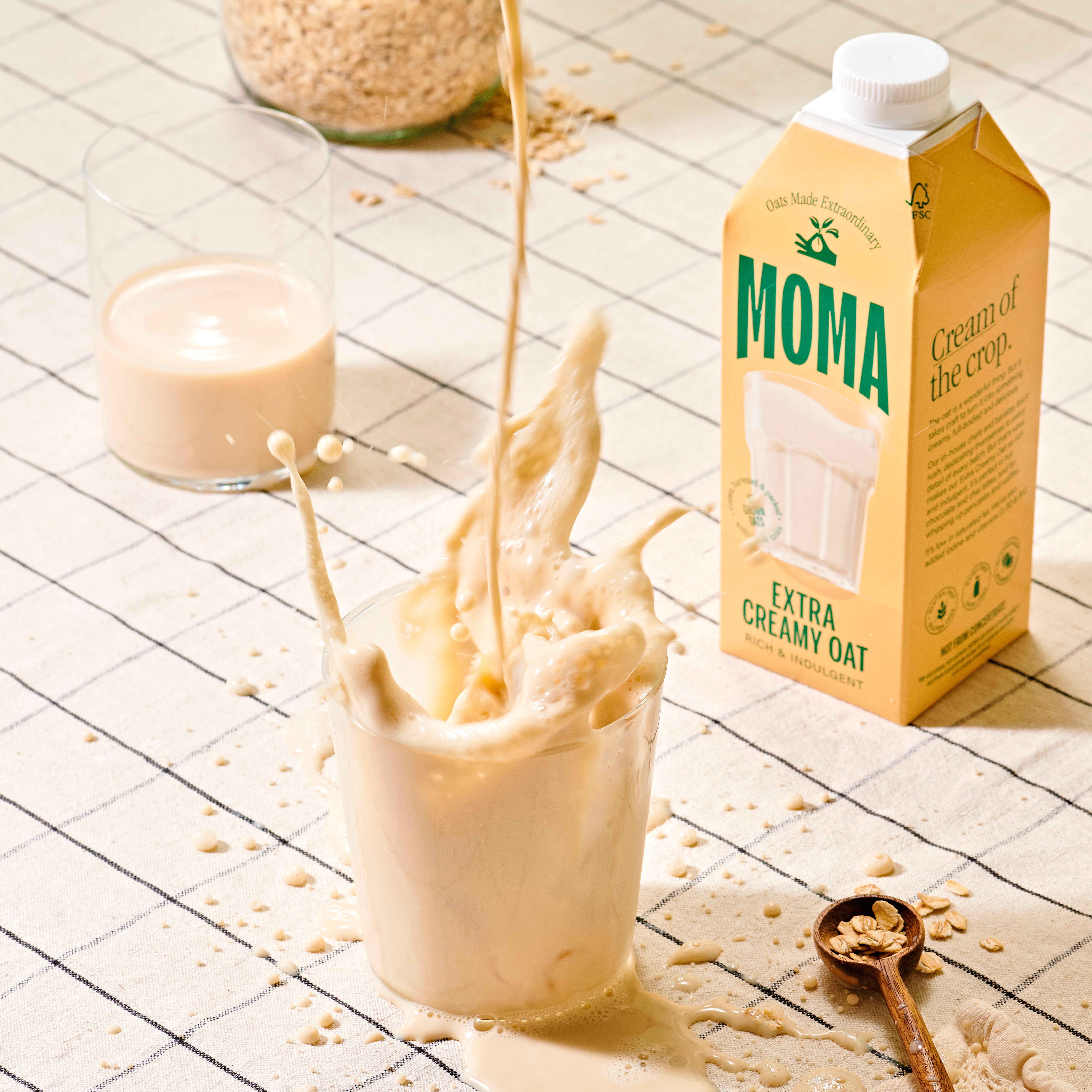 MOMA Extra Creamy Oat Drink Chilled 750ml thumbnail 3