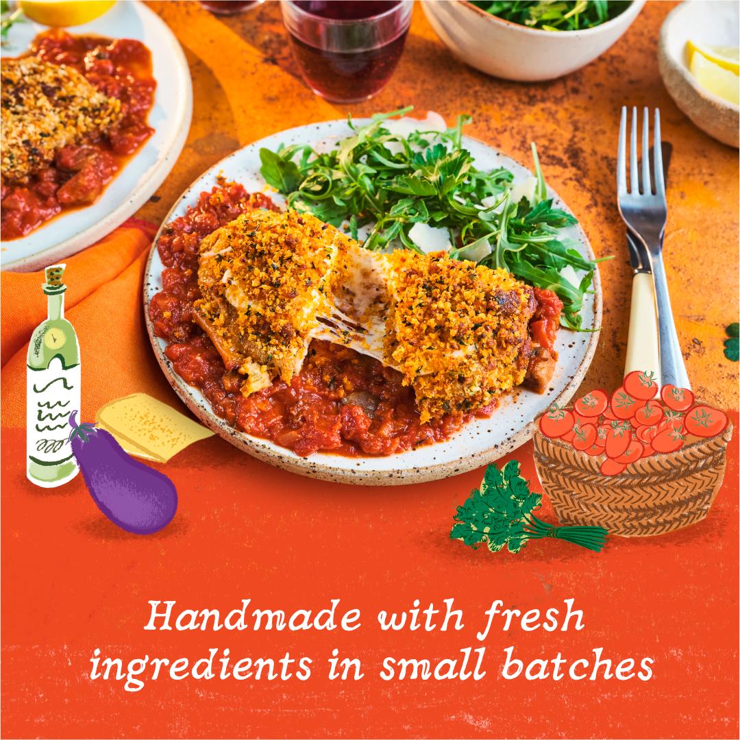 Charlie Bigham's Chicken Parmigiana 460g thumbnail 2