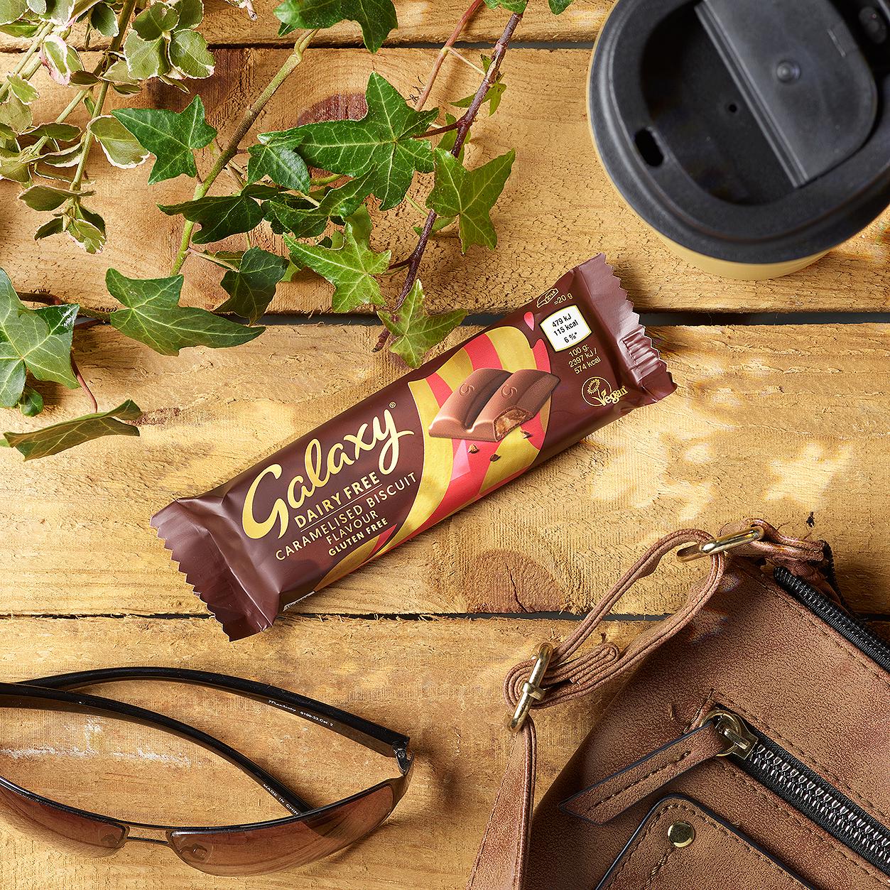 Galaxy 40g Dairy Free & Vegan Caramelised Biscuit Chocolate Bar thumbnail 2