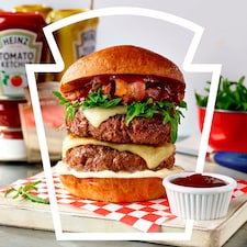 Heinz Top Down Squeezy Tomato Ketchup Sauce 910g thumbnail 2